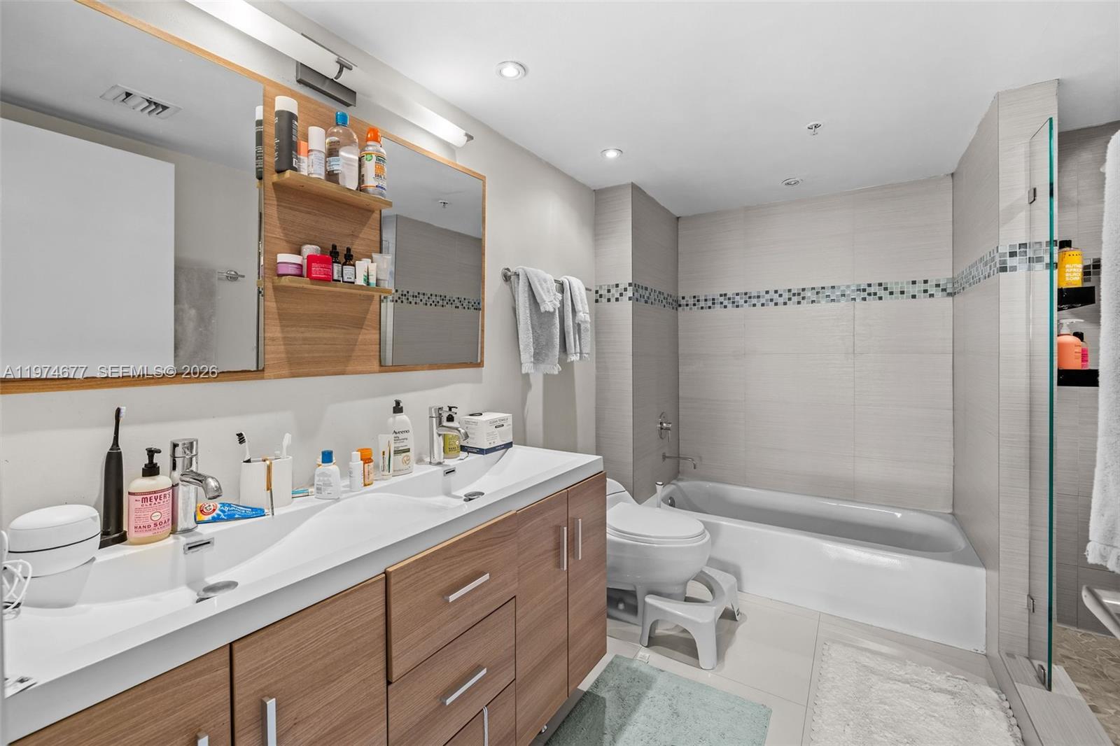 650 West Ave #2204, Miami Beach FL 33139