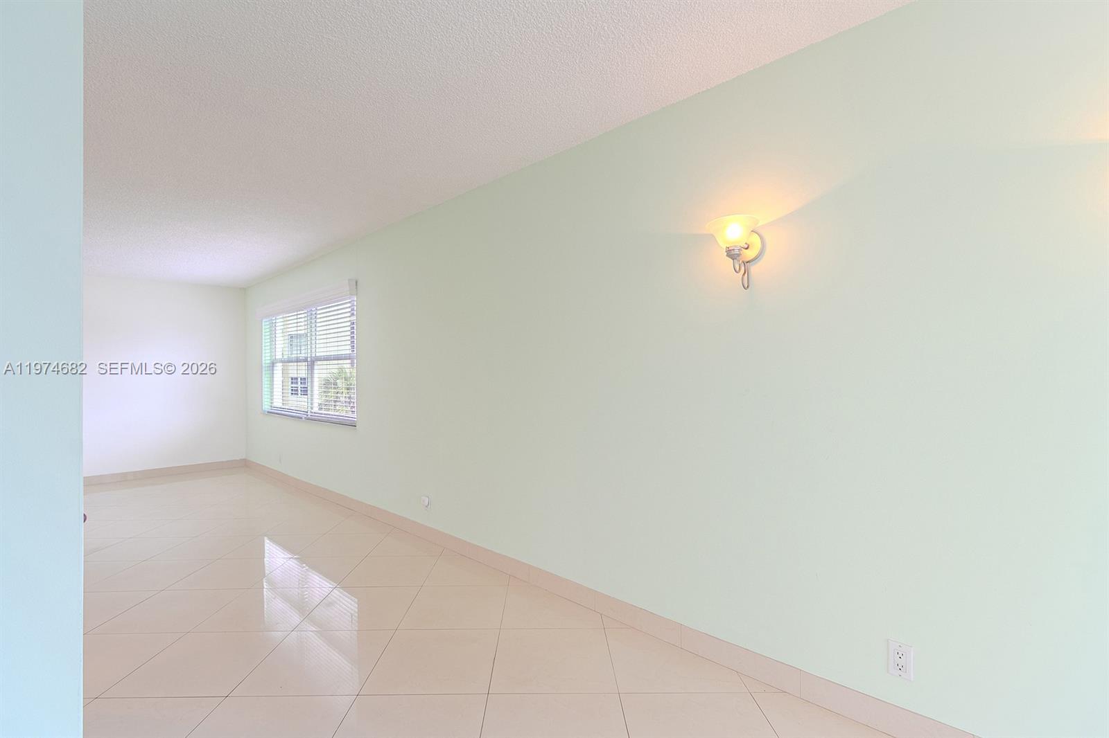 121 Golden Isles Dr #201, Hallandale Beach FL 33009
