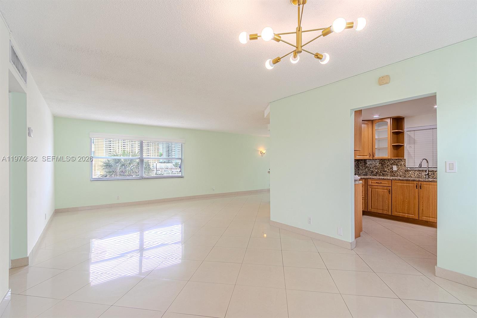 121 Golden Isles Dr #201, Hallandale Beach FL 33009