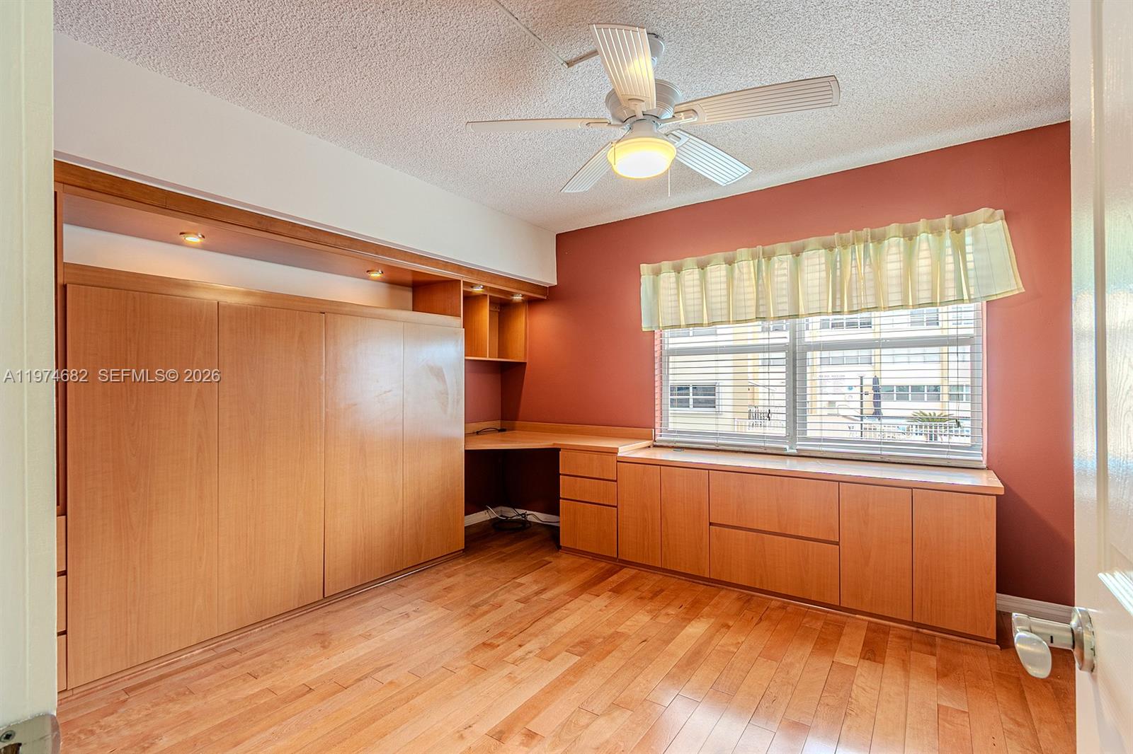 121 Golden Isles Dr #201, Hallandale Beach FL 33009