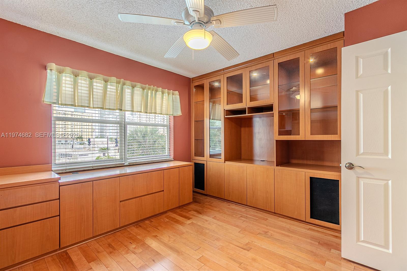 121 Golden Isles Dr #201, Hallandale Beach FL 33009