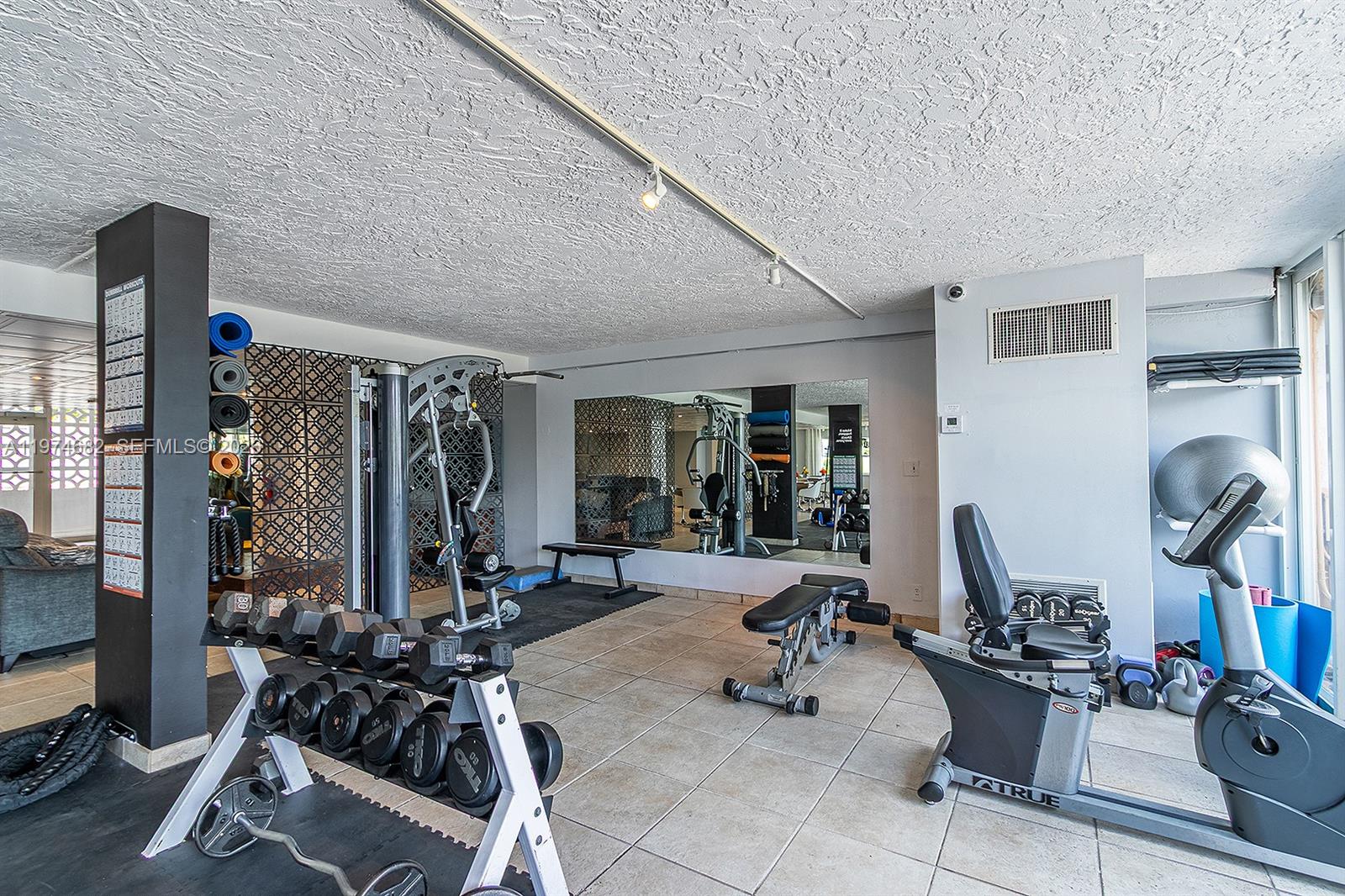 121 Golden Isles Dr #201, Hallandale Beach FL 33009