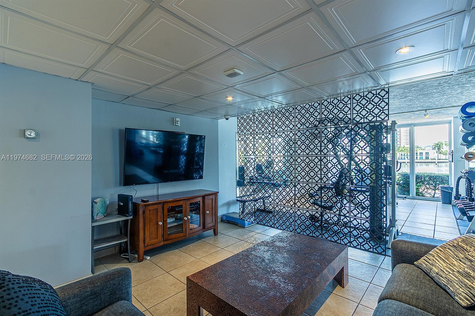 121 Golden Isles Dr #201, Hallandale Beach FL 33009