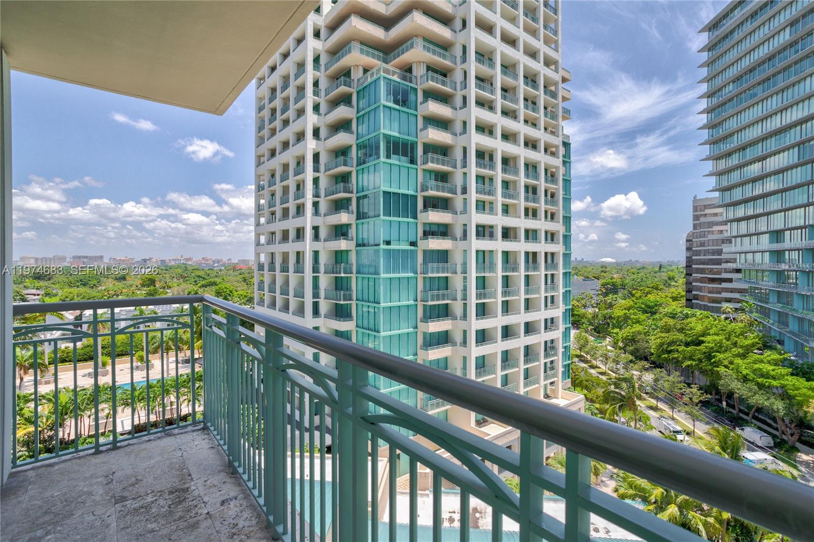 3400 SW 27th Ave #906, Miami FL 33133