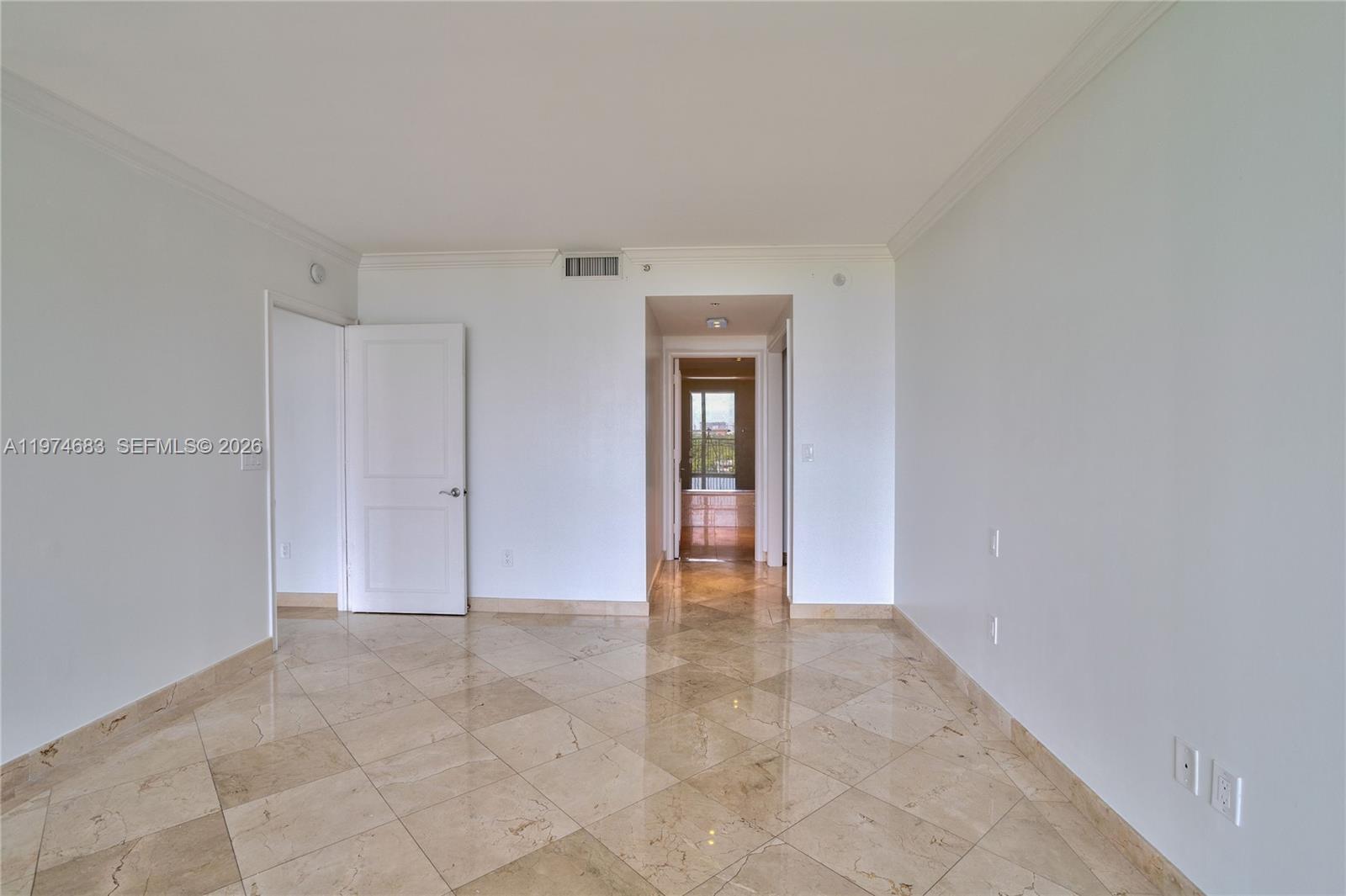 3400 SW 27th Ave #906, Miami FL 33133