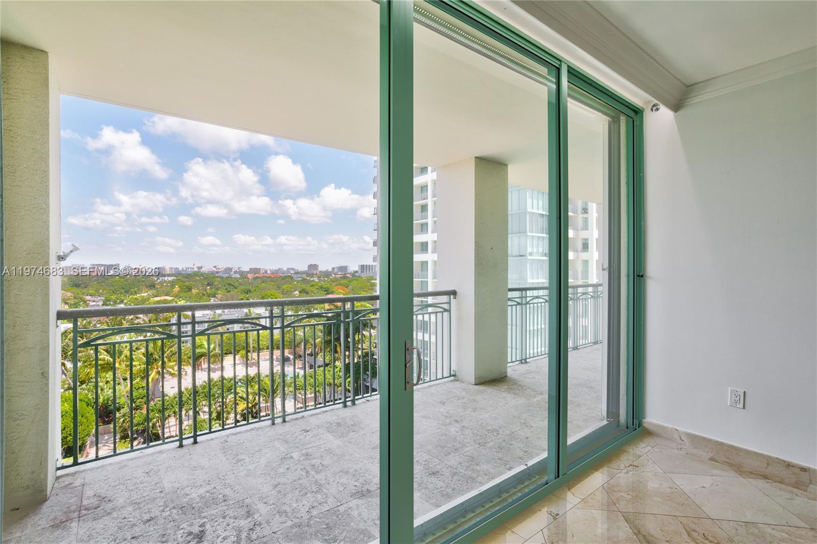3400 SW 27th Ave #906, Miami FL 33133