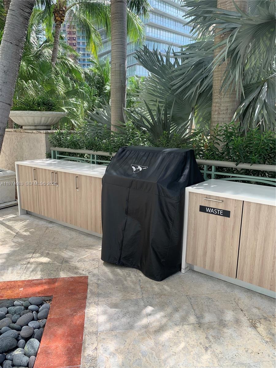 3400 SW 27th Ave #906, Miami FL 33133