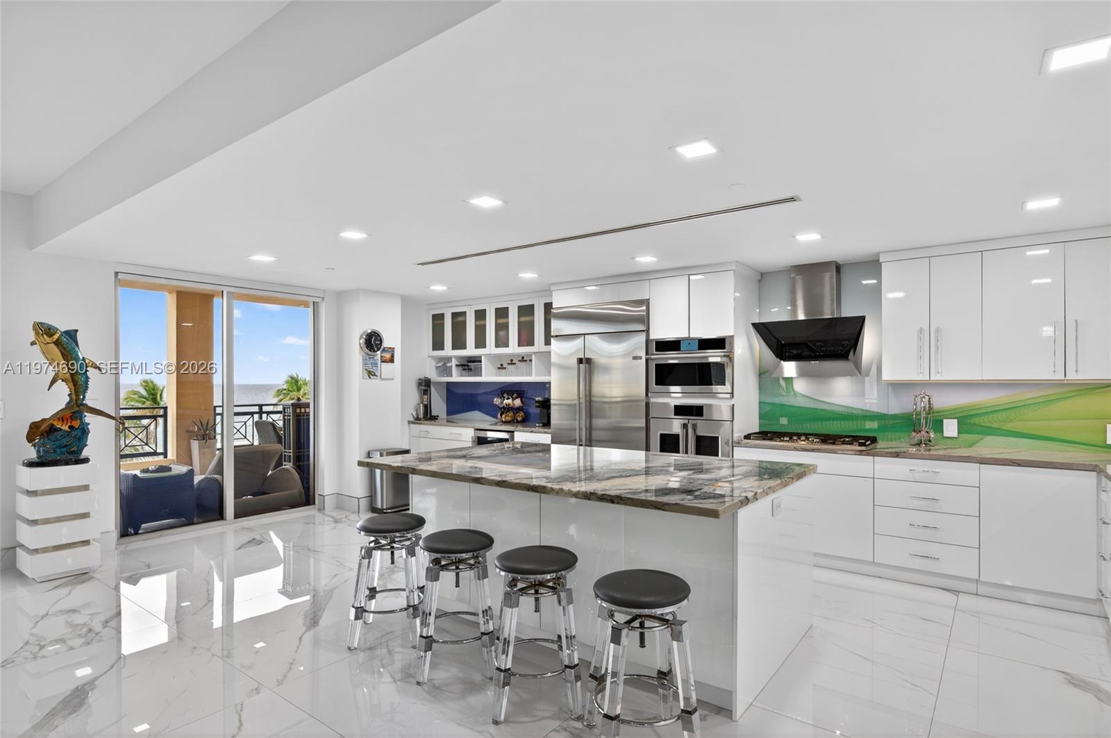 3415 N Ocean Dr #401, Hollywood FL 33019