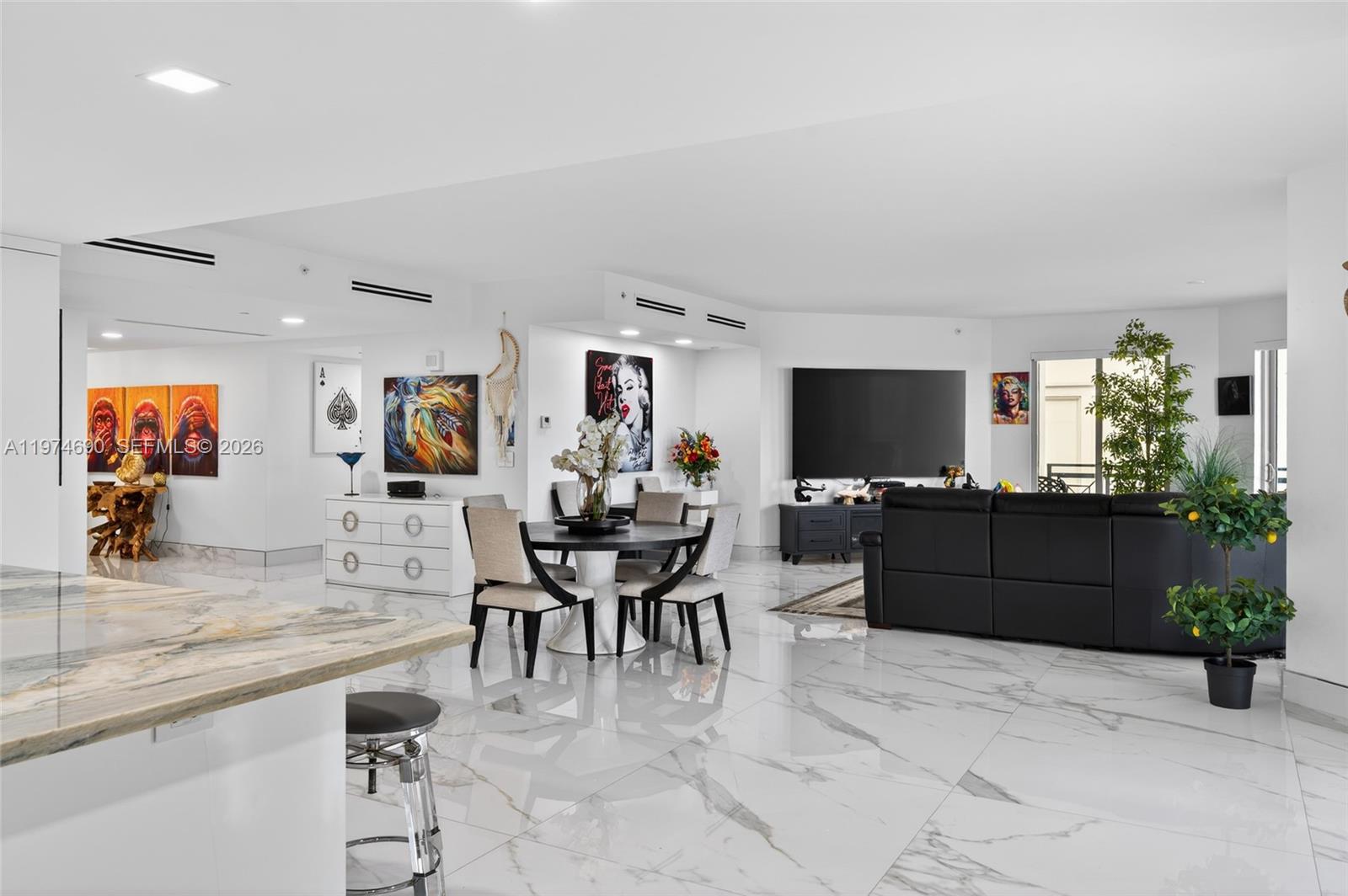 3415 N Ocean Dr #401, Hollywood FL 33019
