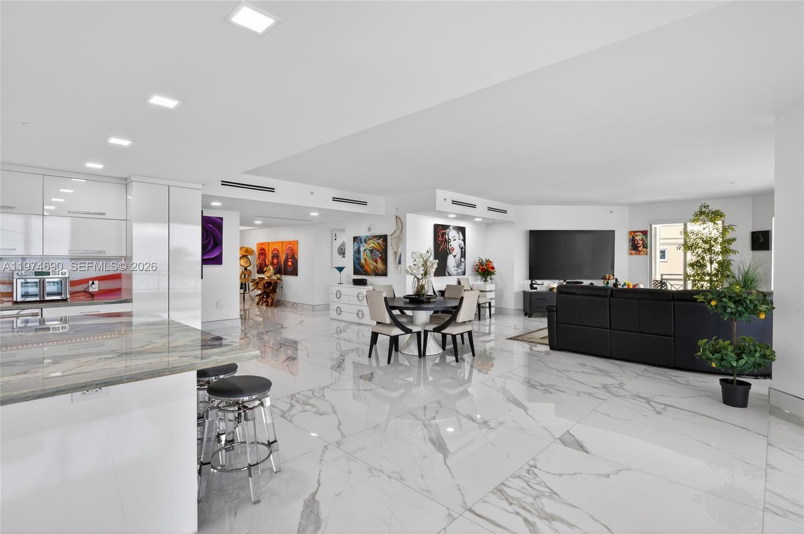 3415 N Ocean Dr #401, Hollywood FL 33019