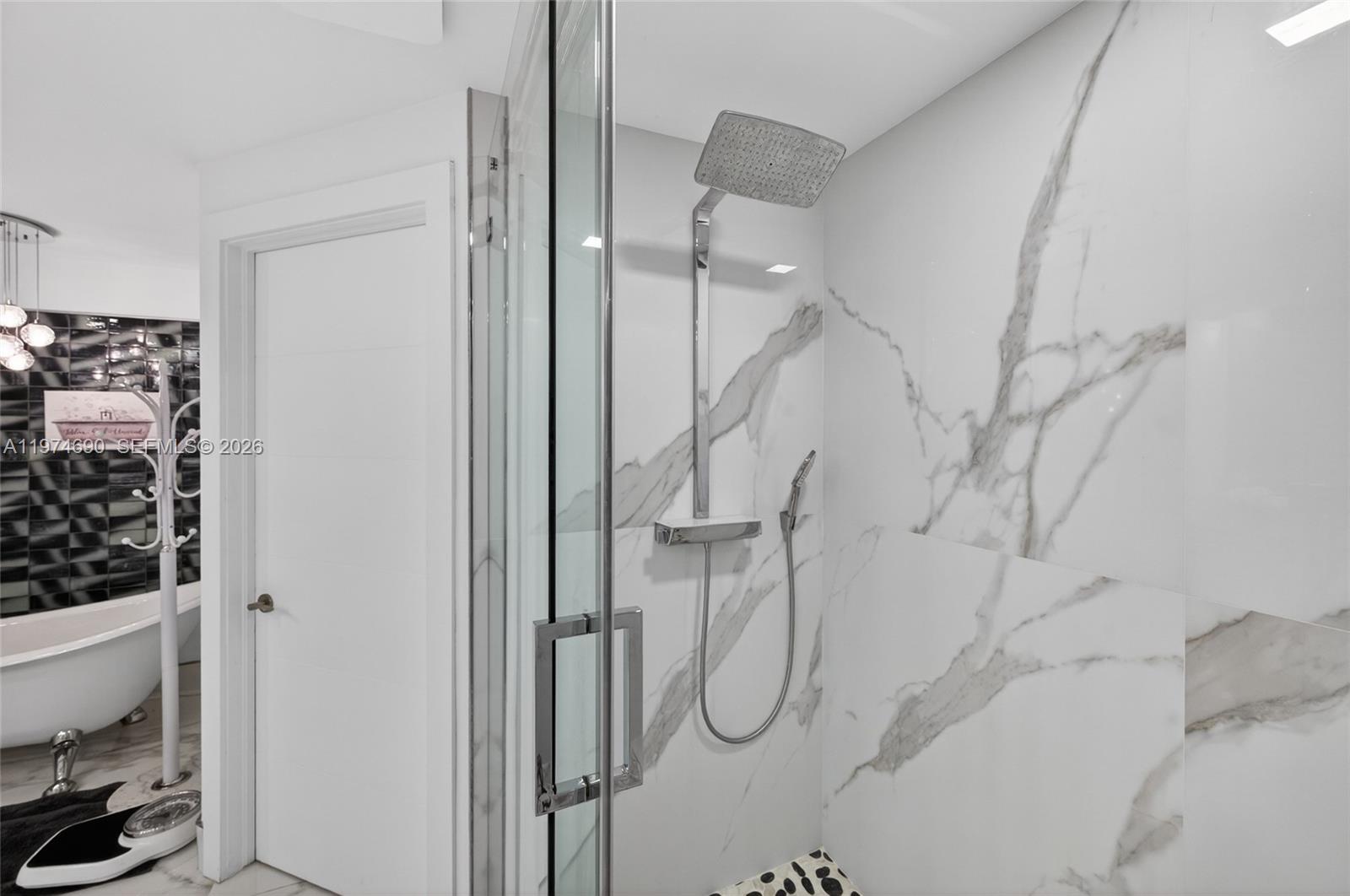 3415 N Ocean Dr #401, Hollywood FL 33019