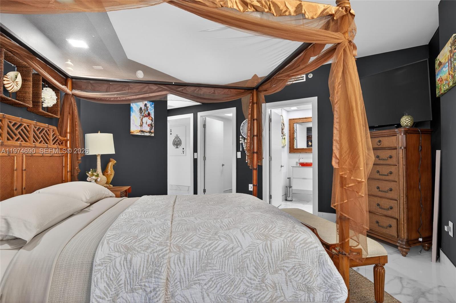 3415 N Ocean Dr #401, Hollywood FL 33019