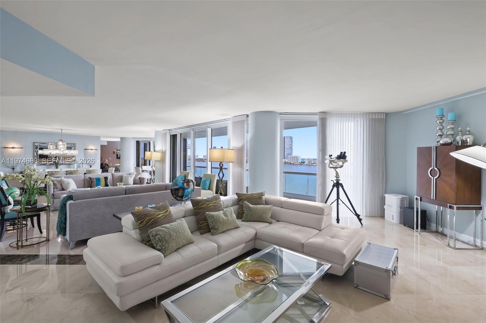 2600 Island Blvd #1006, Aventura FL 33160