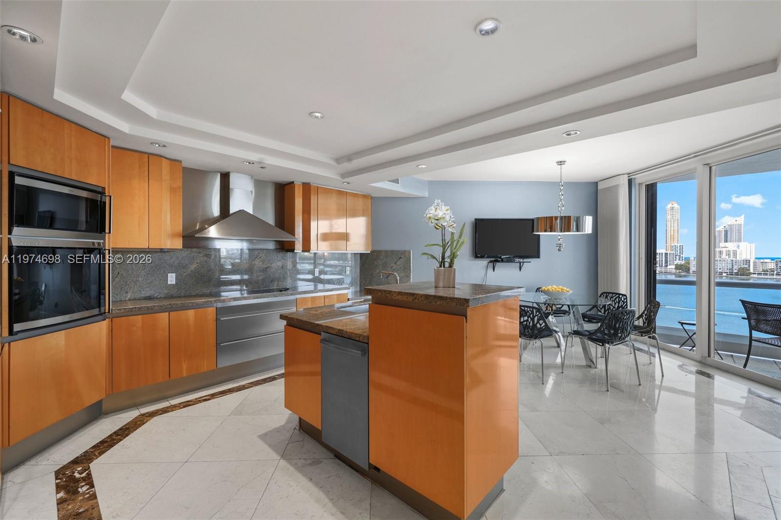 2600 Island Blvd #1006, Aventura FL 33160