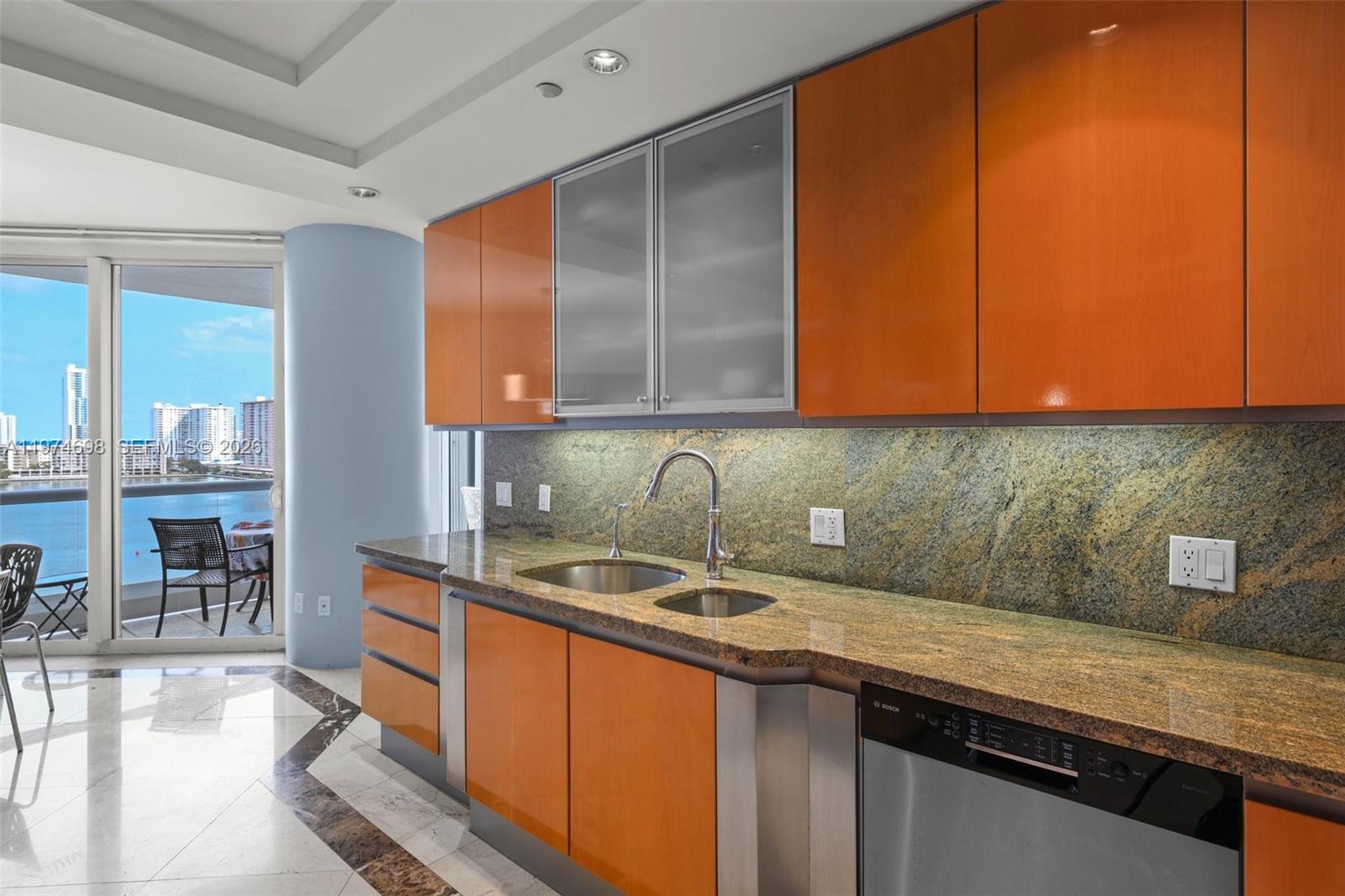 2600 Island Blvd #1006, Aventura FL 33160