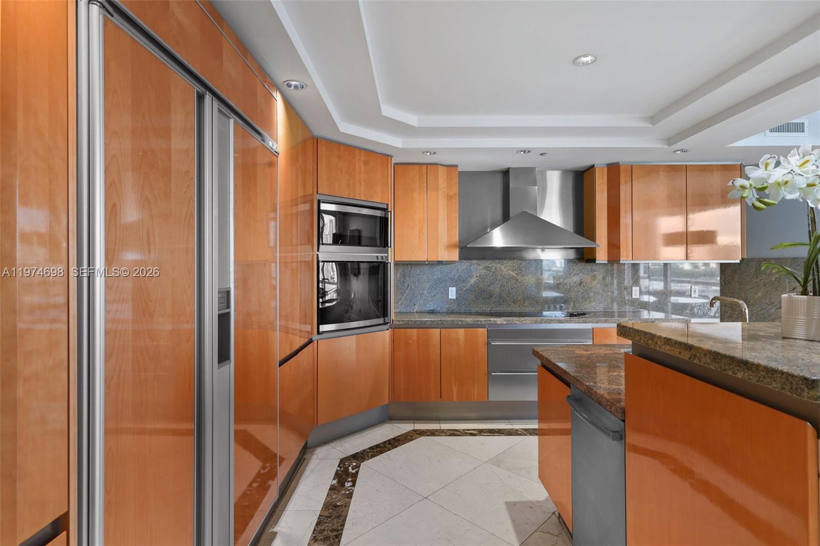 2600 Island Blvd #1006, Aventura FL 33160