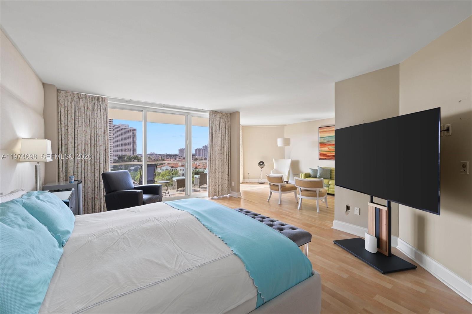 2600 Island Blvd #1006, Aventura FL 33160