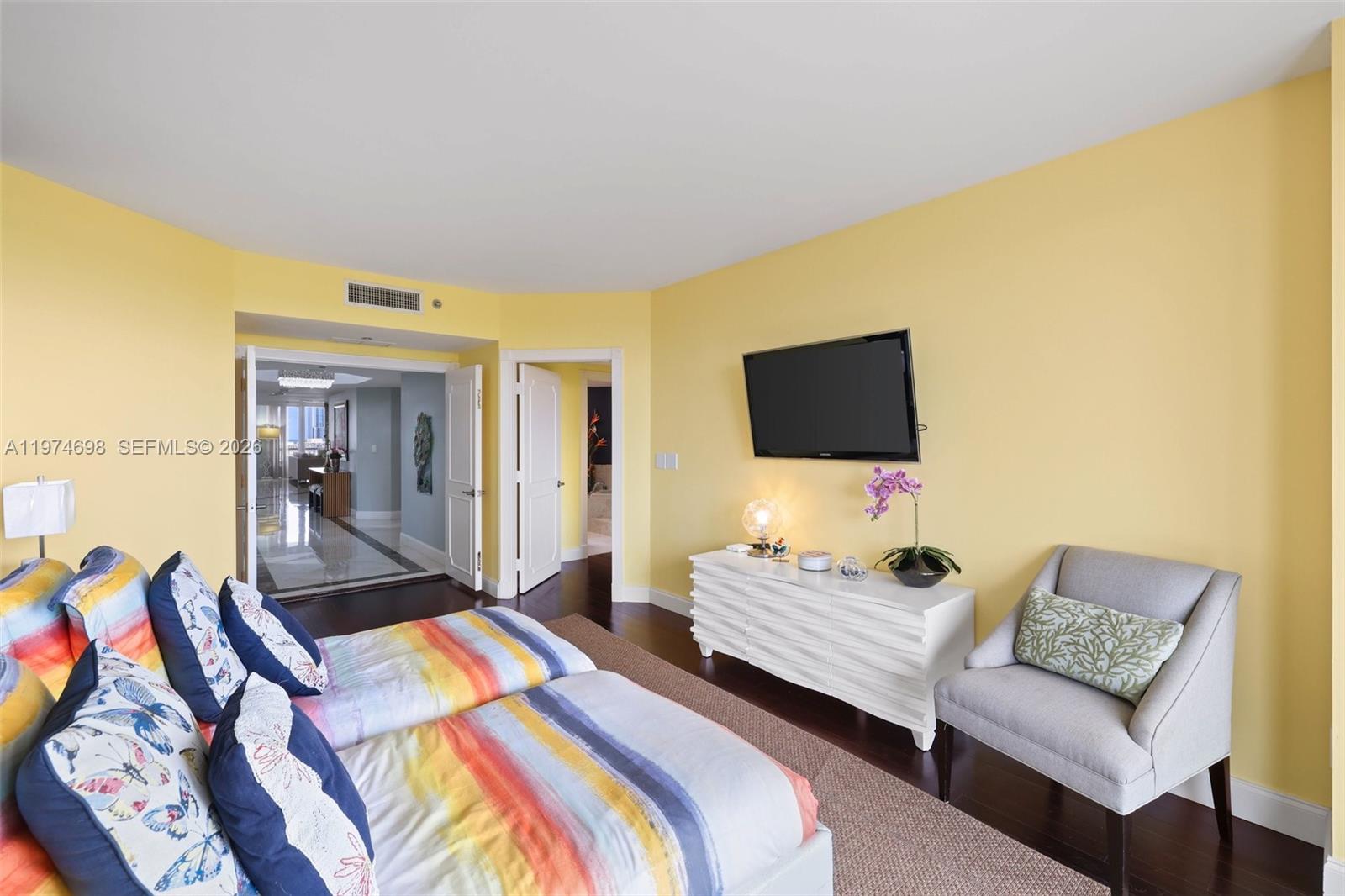 2600 Island Blvd #1006, Aventura FL 33160