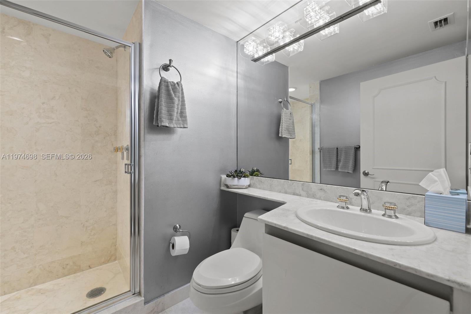 2600 Island Blvd #1006, Aventura FL 33160