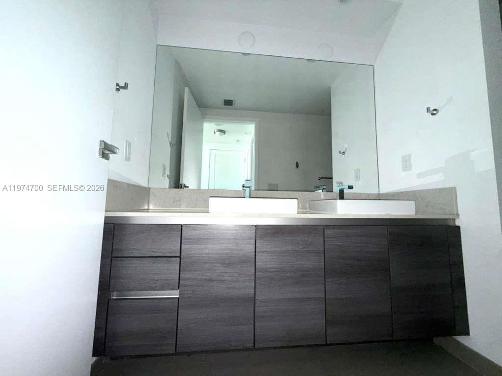 1080 Brickell Ave #303, Miami FL 33131