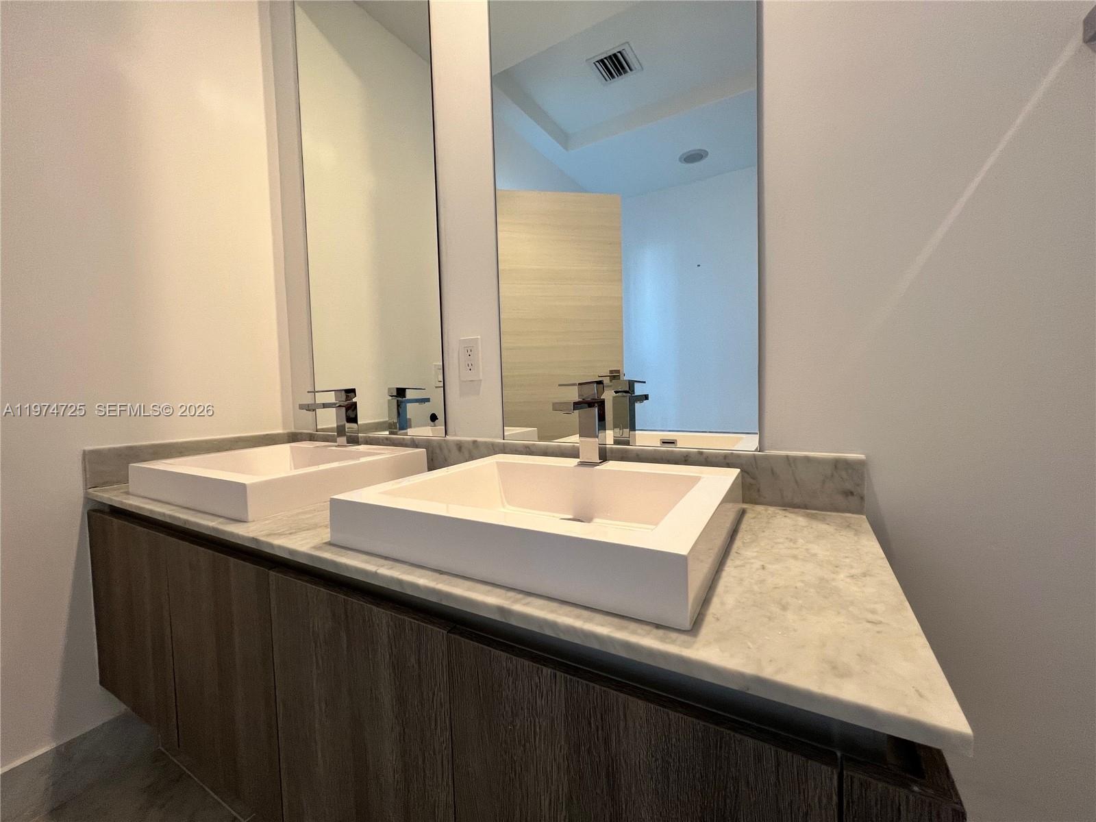 801 S Miami Ave #5309, Miami FL 33130