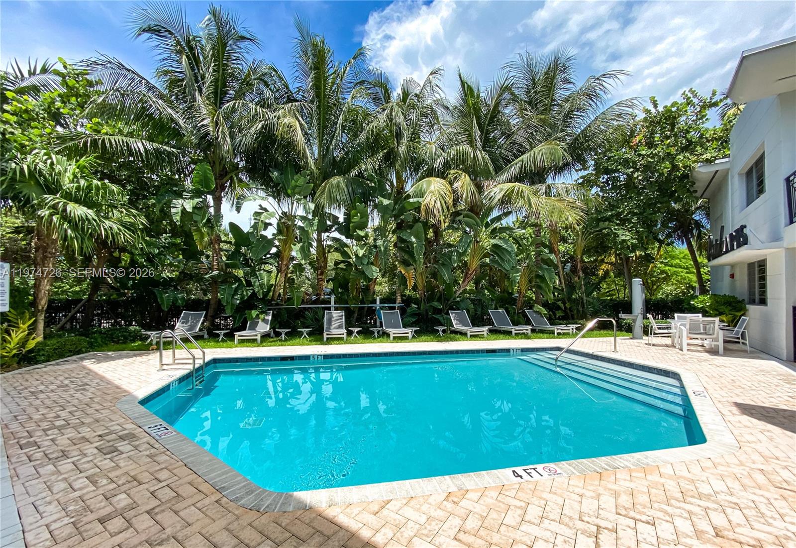 435 21st St #318, Miami Beach FL 33139