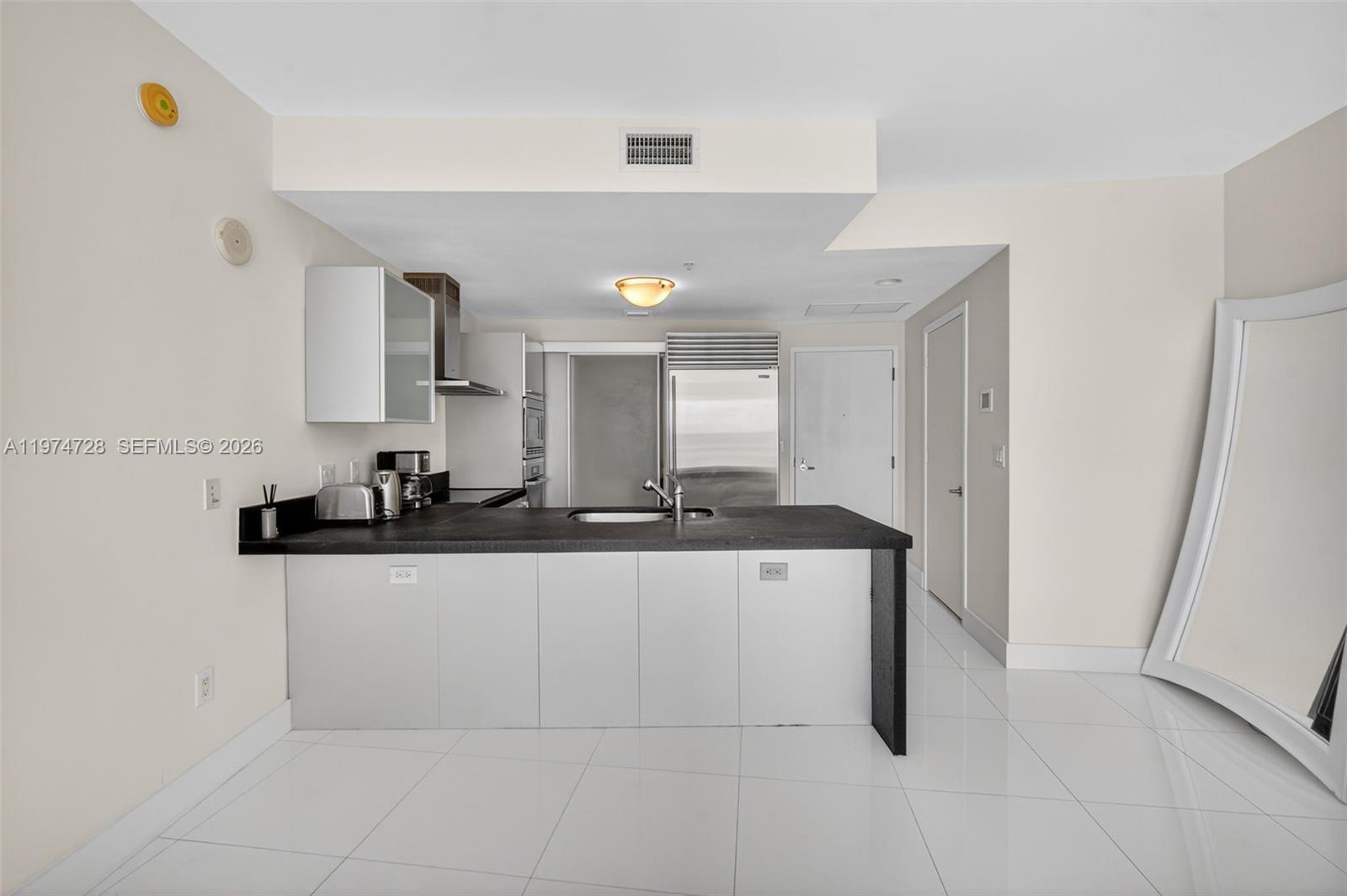18201 Collins Ave #2008, Sunny Isles Beach FL 33160