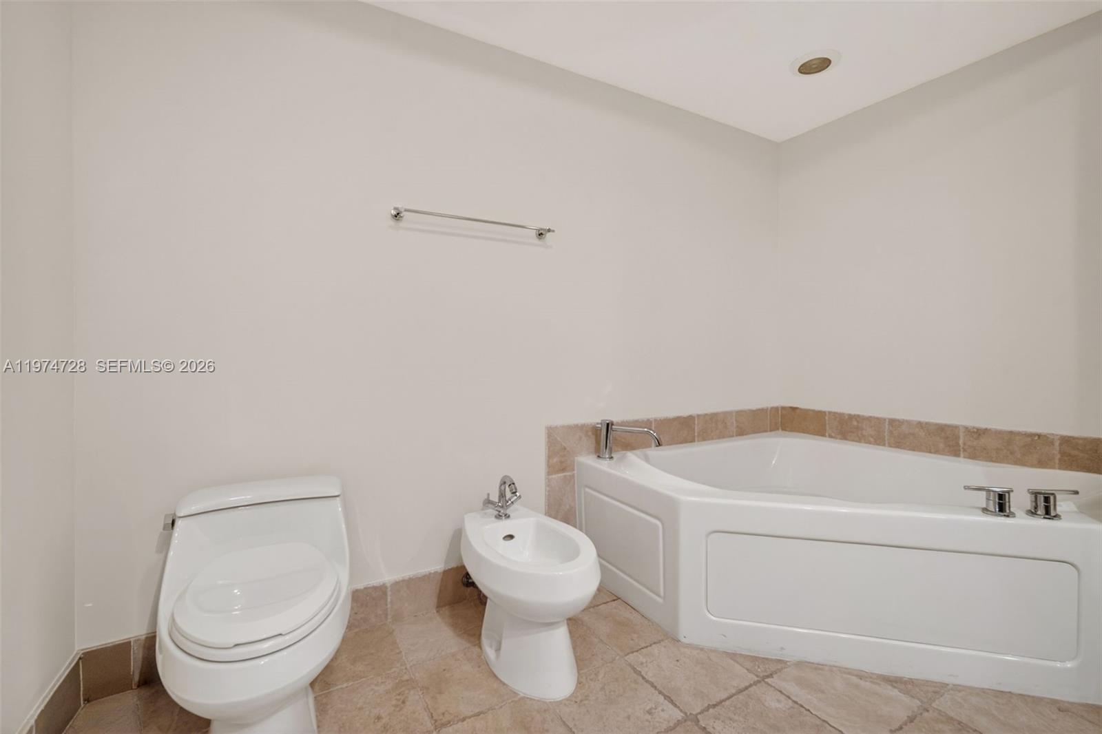 18201 Collins Ave #2008, Sunny Isles Beach FL 33160