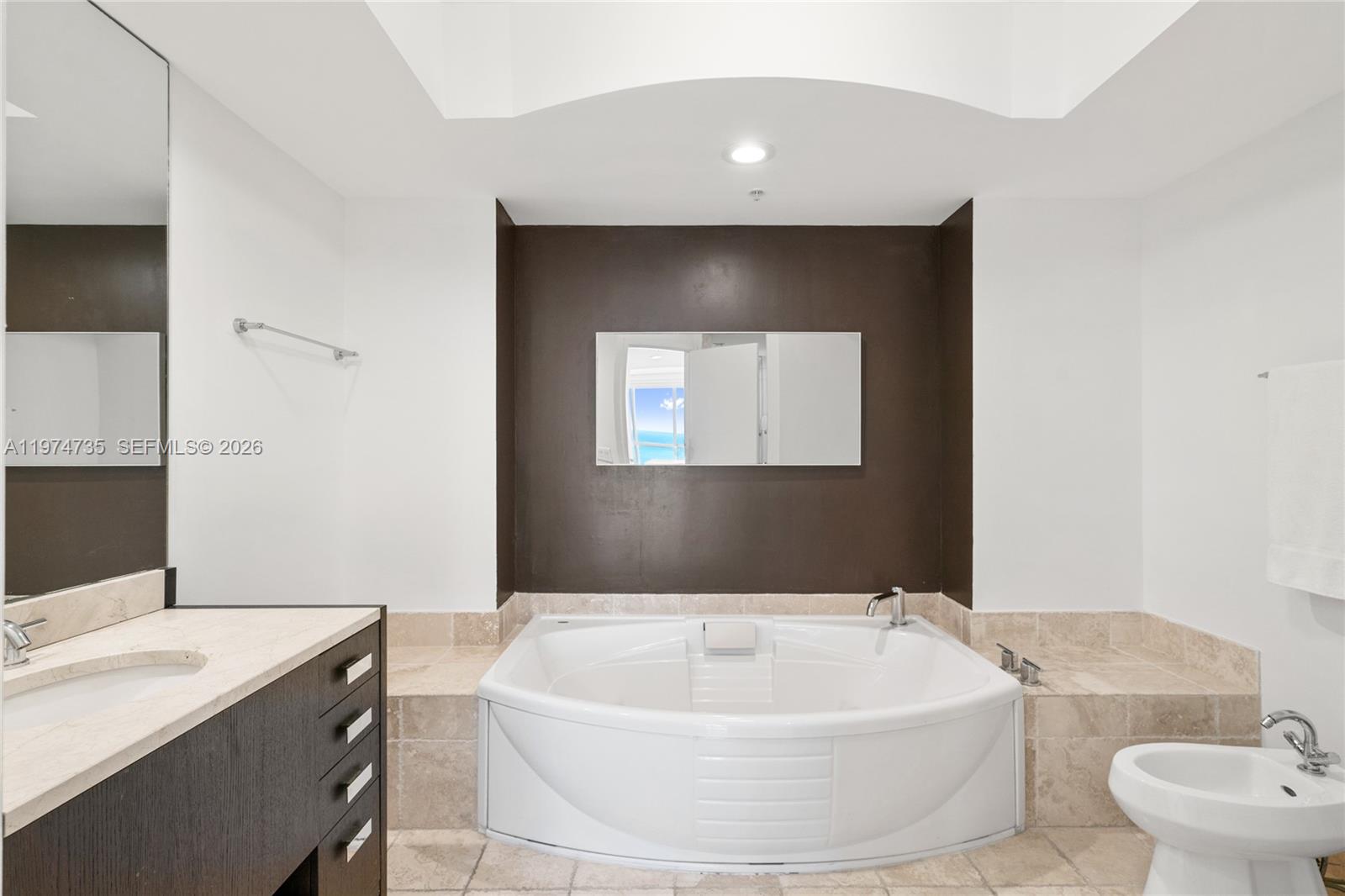 18201 Collins Ave #1804, Sunny Isles Beach FL 33160