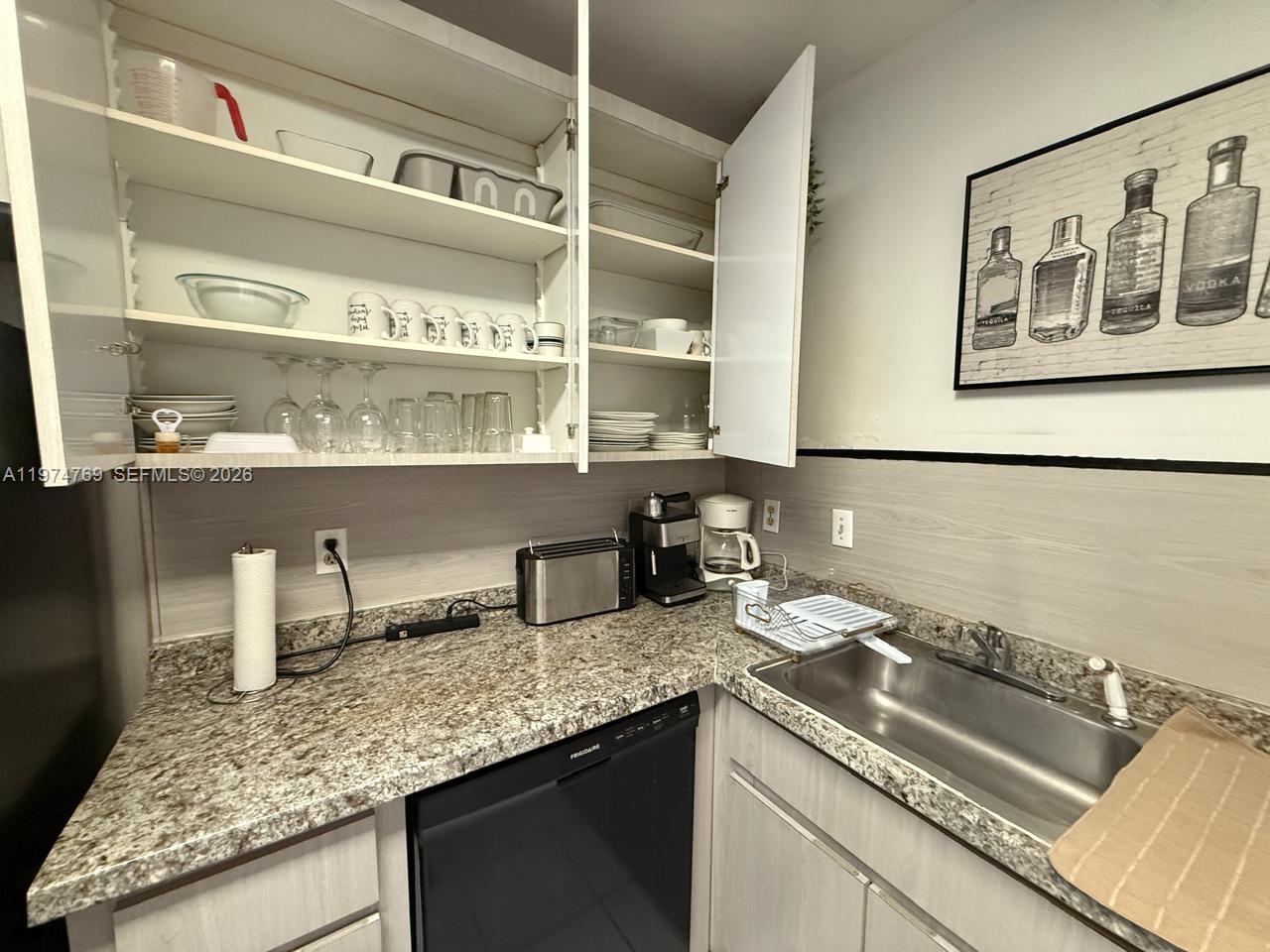 3660 NE 166th St #212, North Miami Beach FL 33160