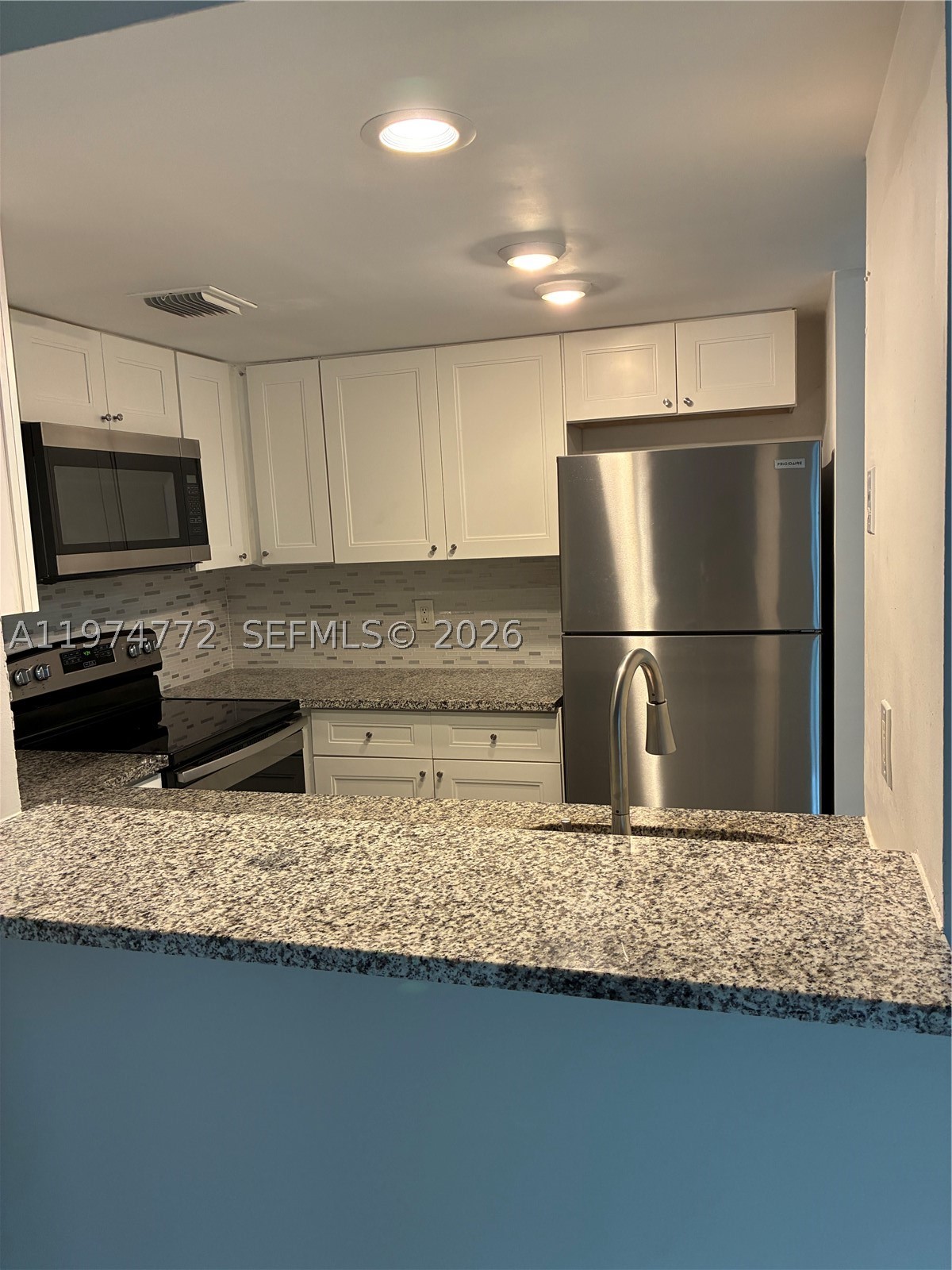 2024 Champions Way, North Lauderdale FL 33068