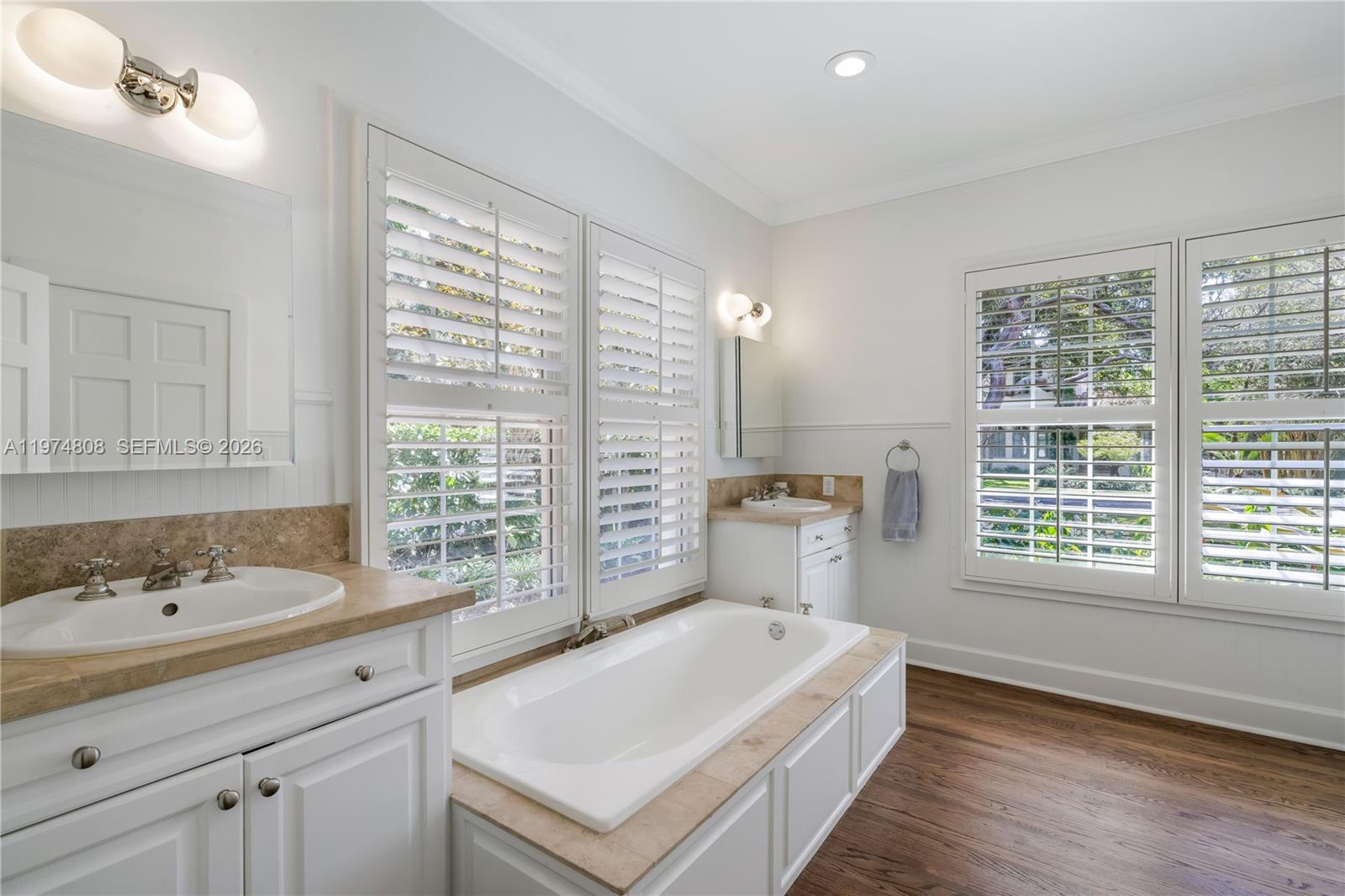 935 Escobar, Coral Gables FL 33134