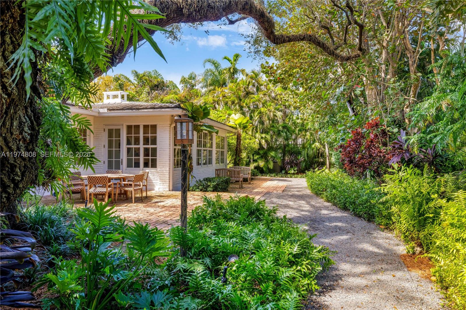 935 Escobar, Coral Gables FL 33134