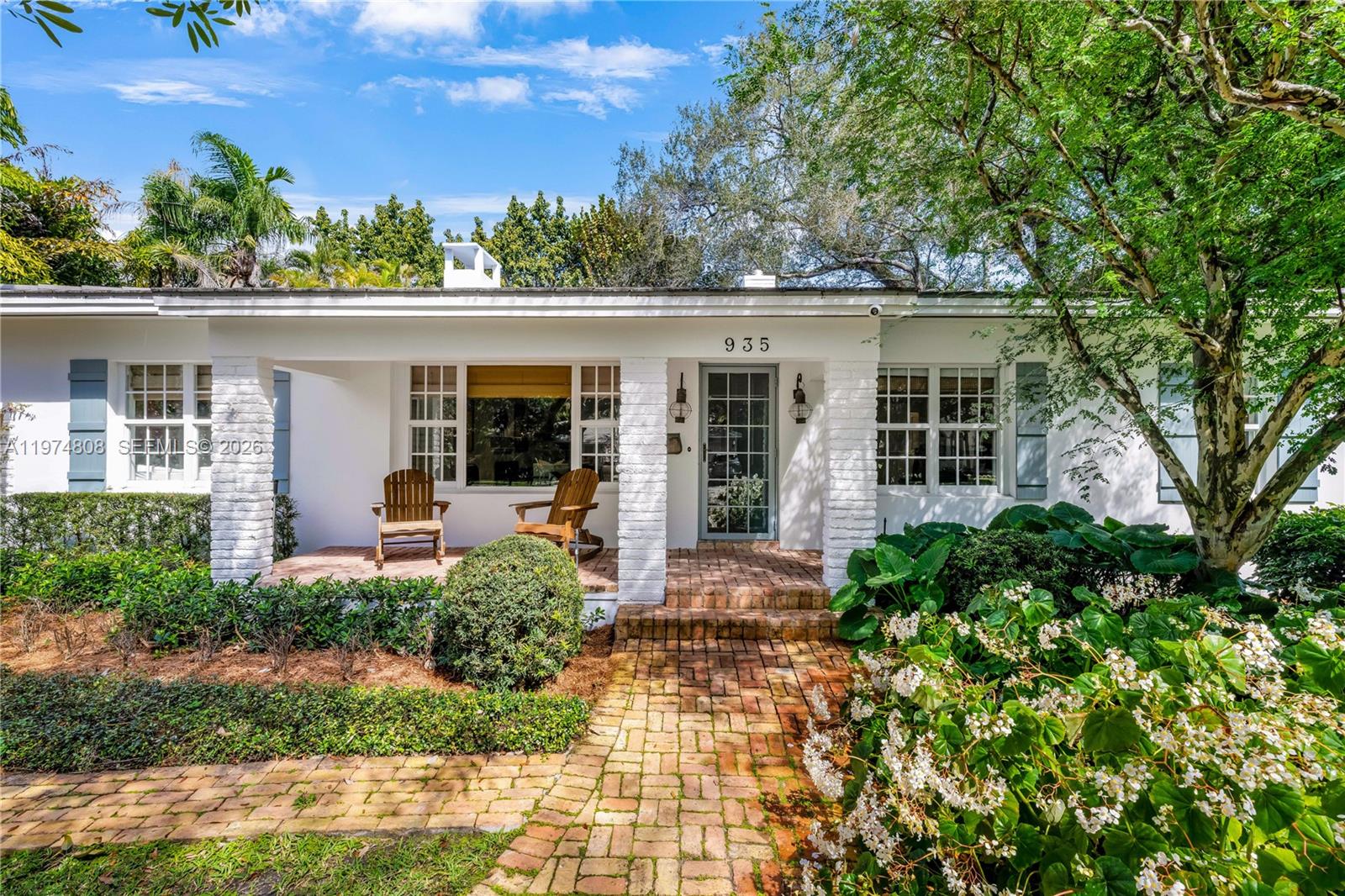 935 Escobar, Coral Gables FL 33134