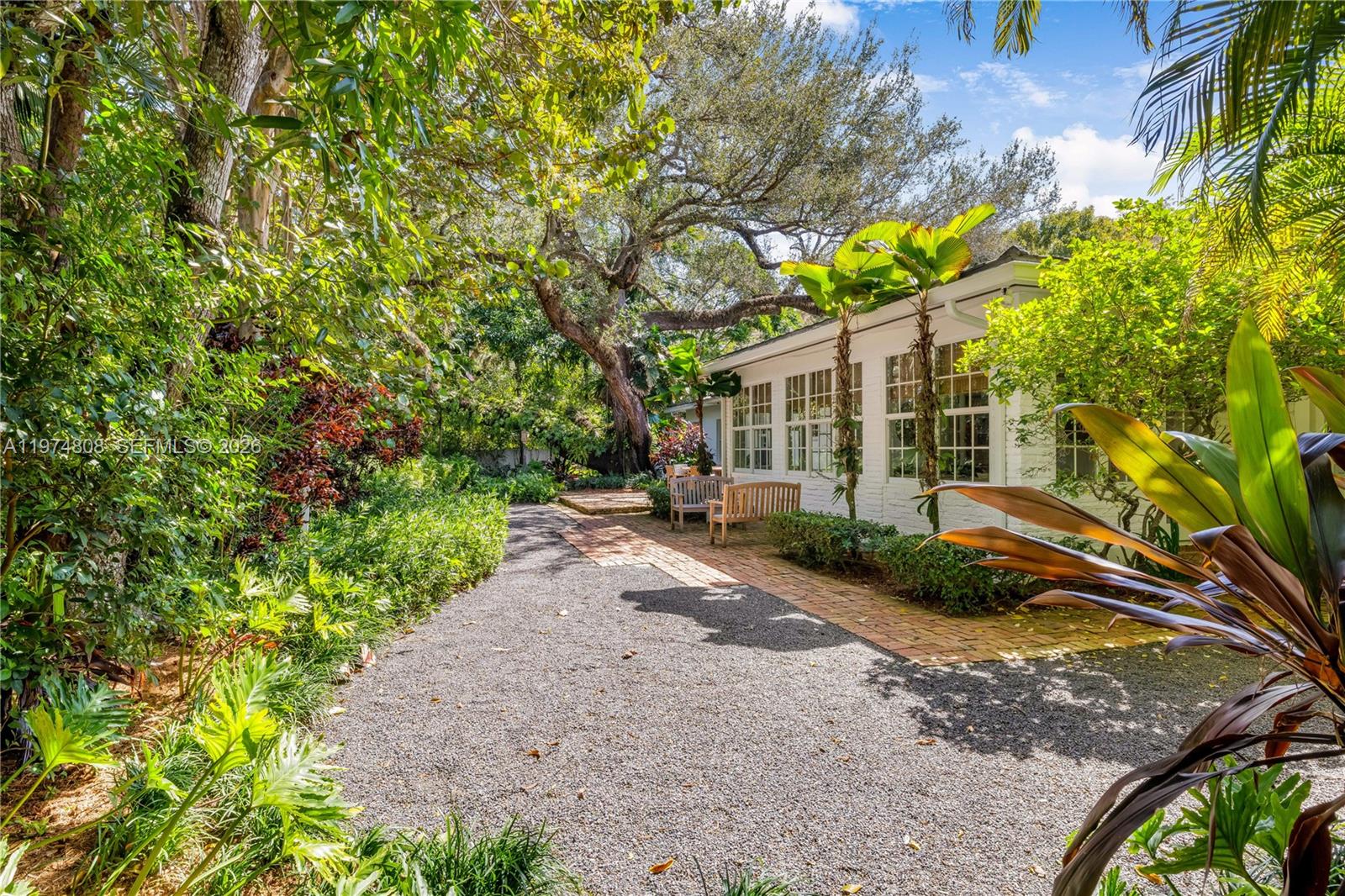 935 Escobar, Coral Gables FL 33134