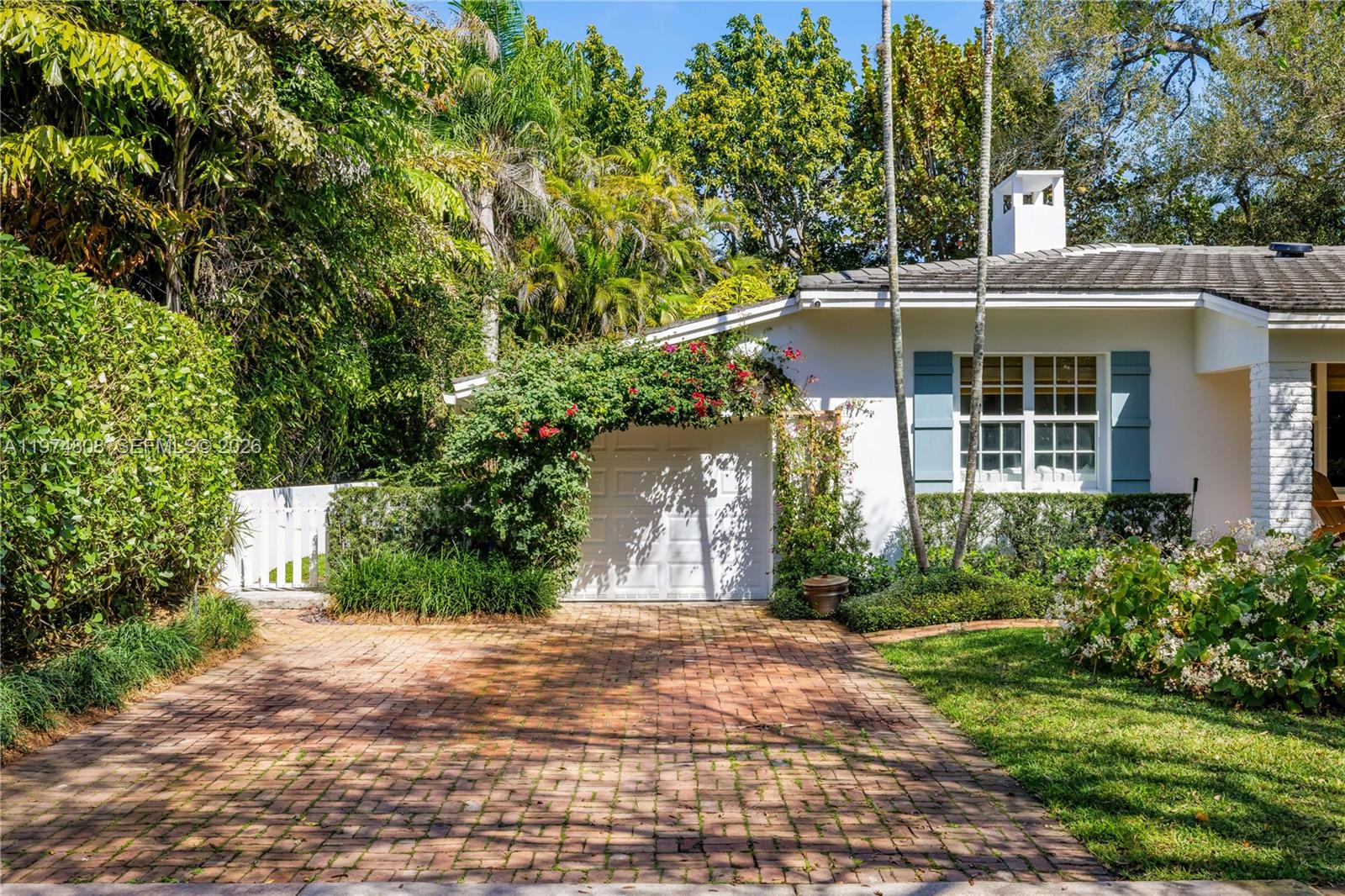 935 Escobar, Coral Gables FL 33134