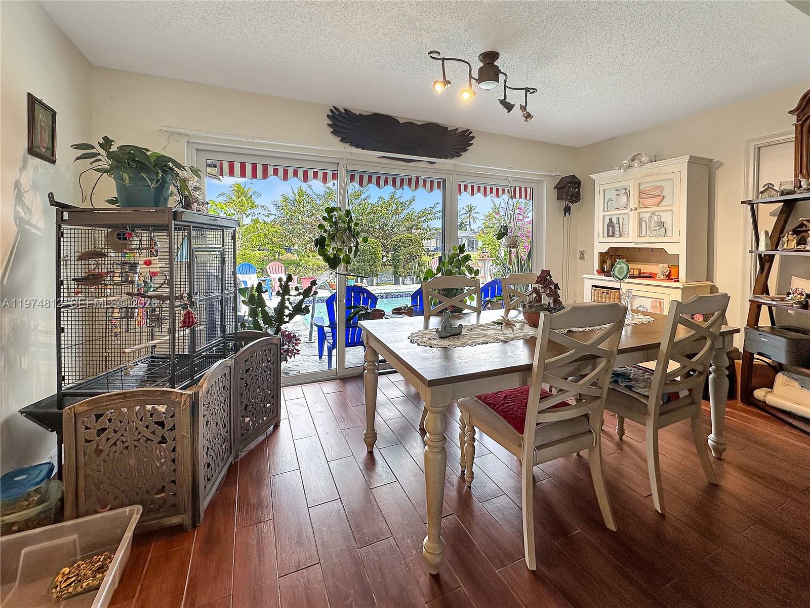 11501 NW 41st St, Sunrise FL 33323