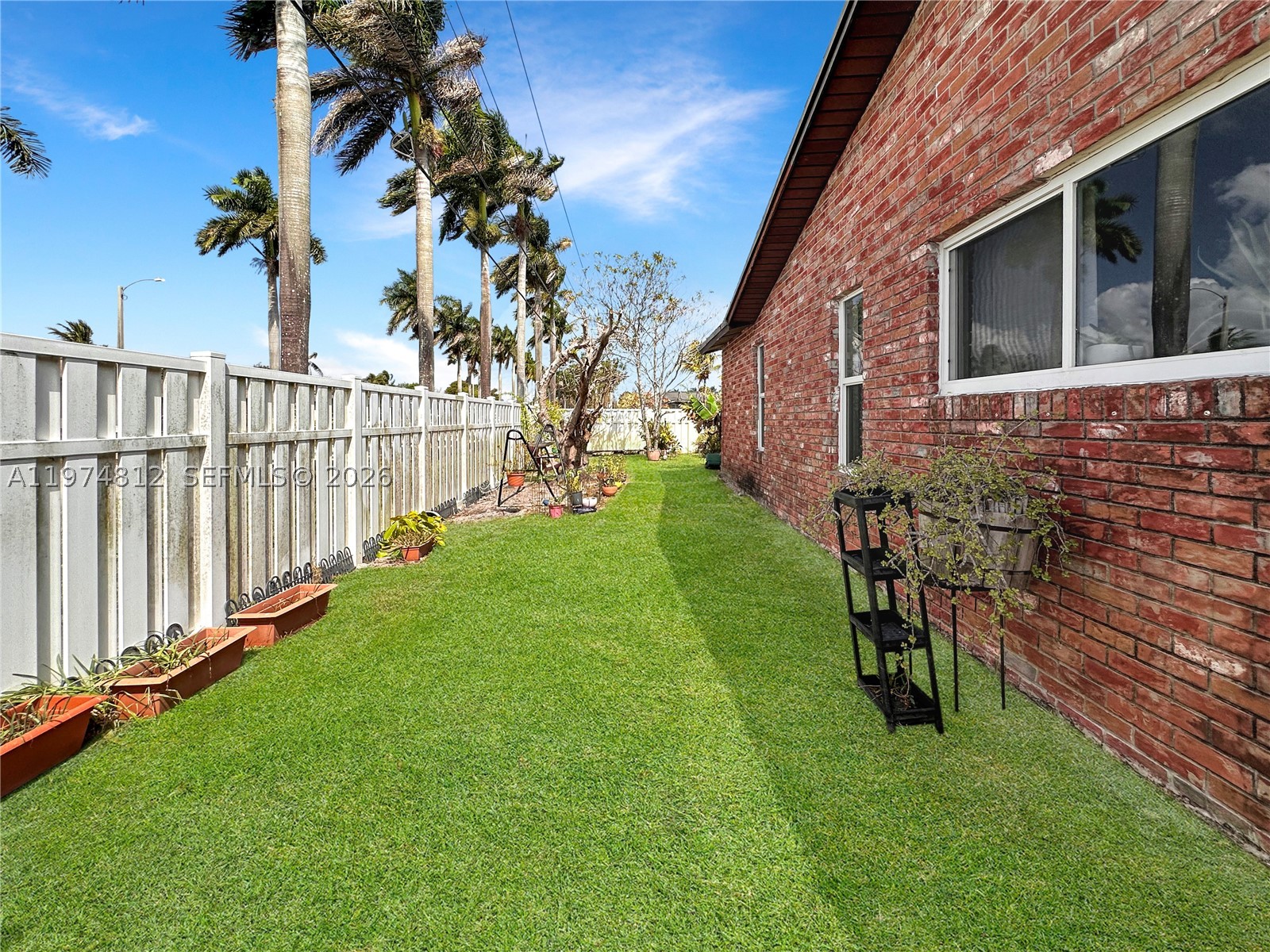 11501 NW 41st St, Sunrise FL 33323