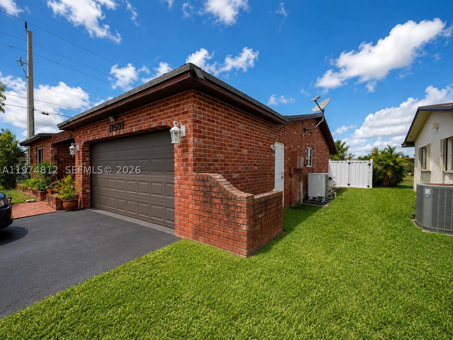 11501 NW 41st St, Sunrise FL 33323
