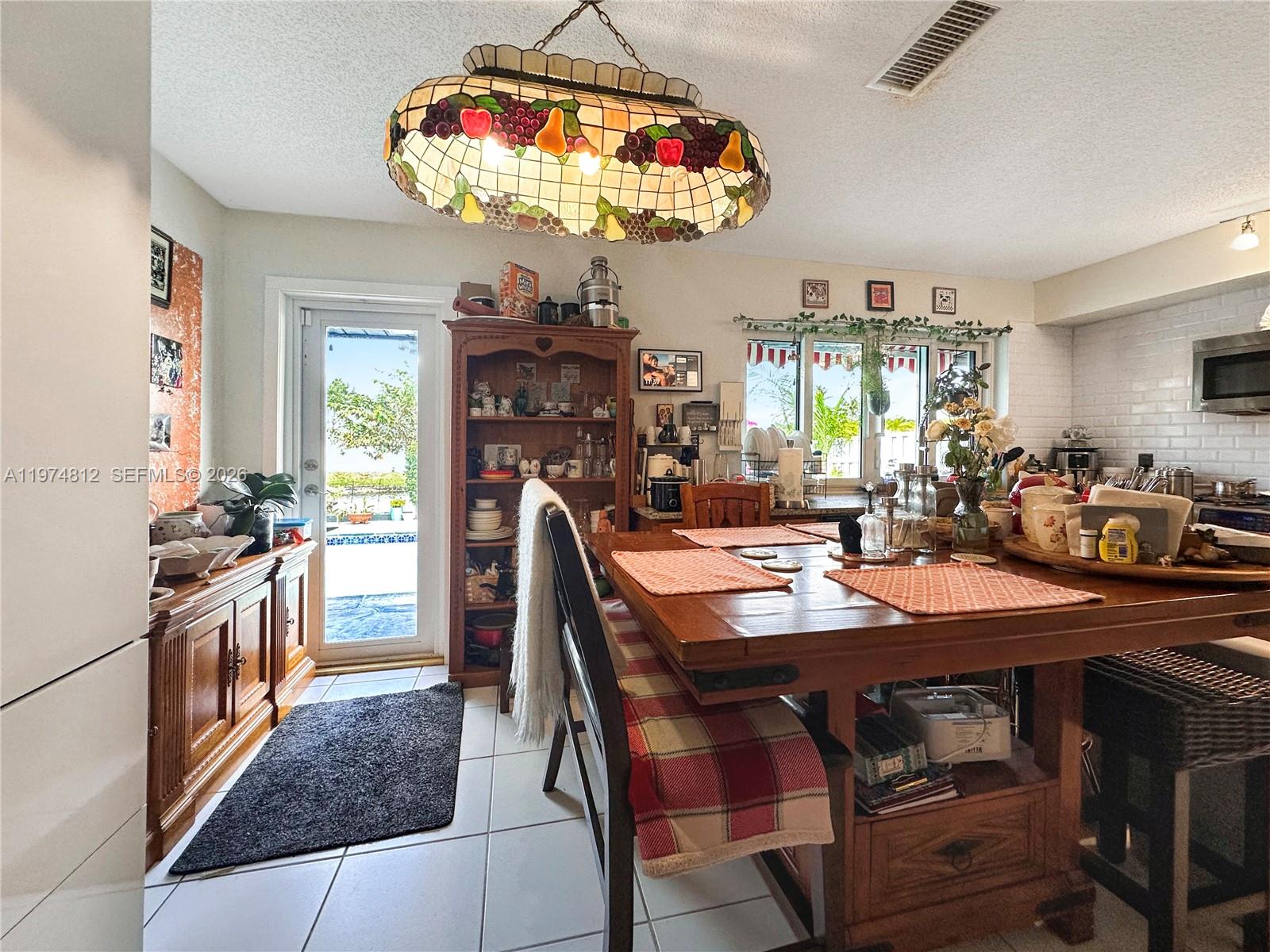 11501 NW 41st St, Sunrise FL 33323
