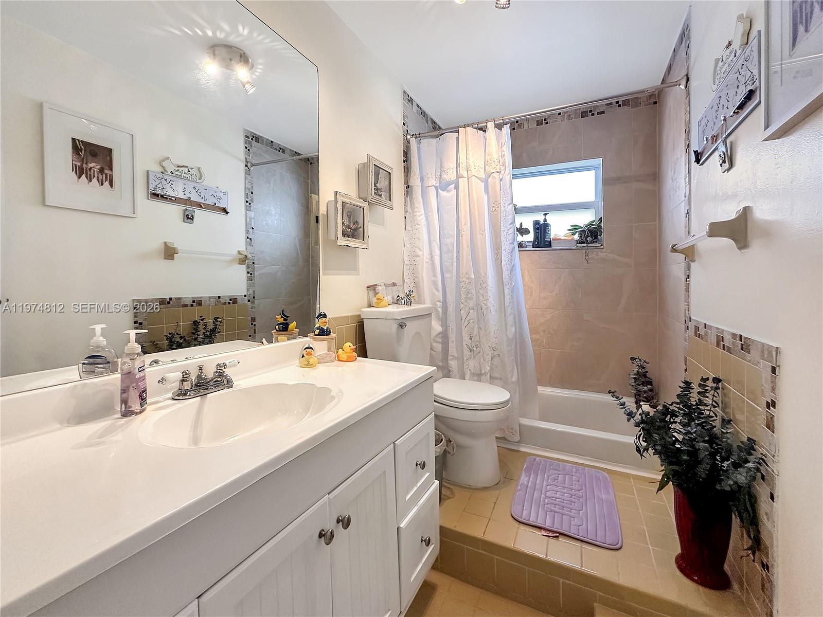 11501 NW 41st St, Sunrise FL 33323