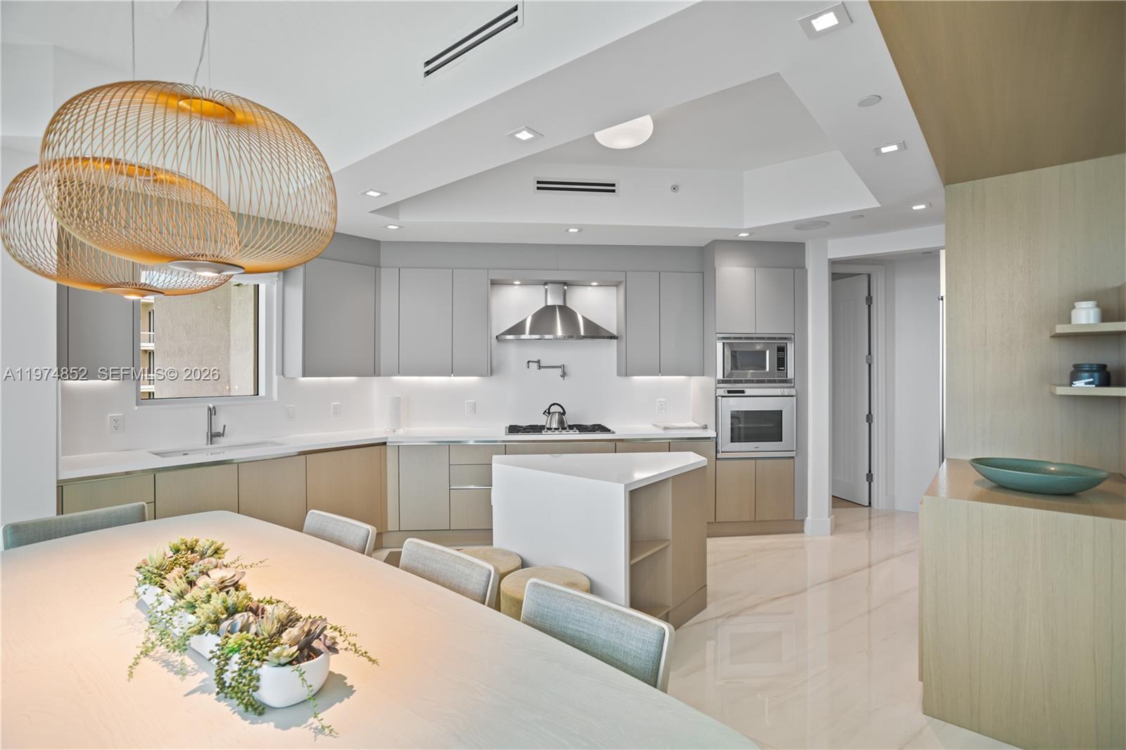 16051 Collins Ave #3202, Sunny Isles Beach FL 33160