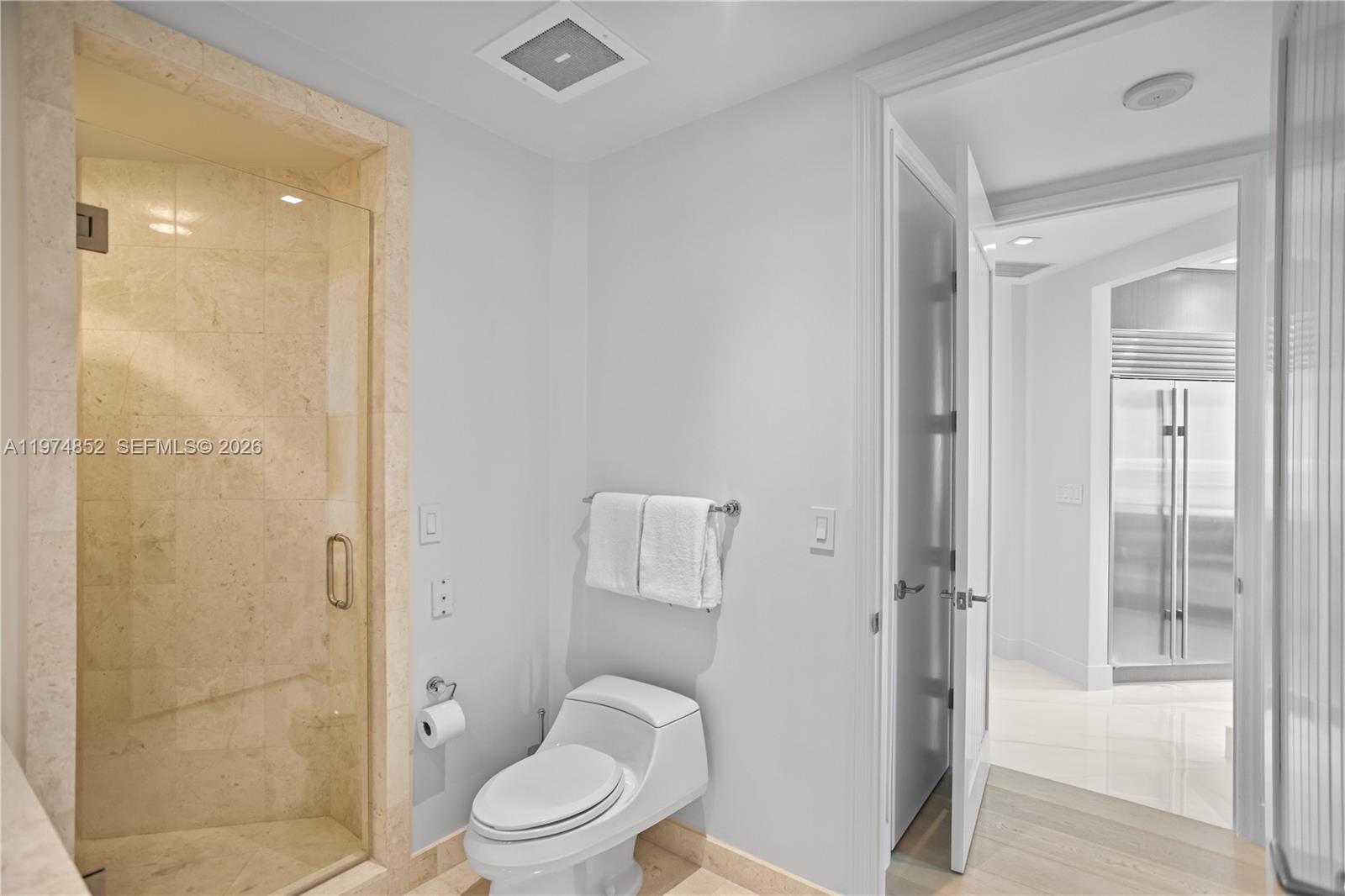 16051 Collins Ave #3202, Sunny Isles Beach FL 33160