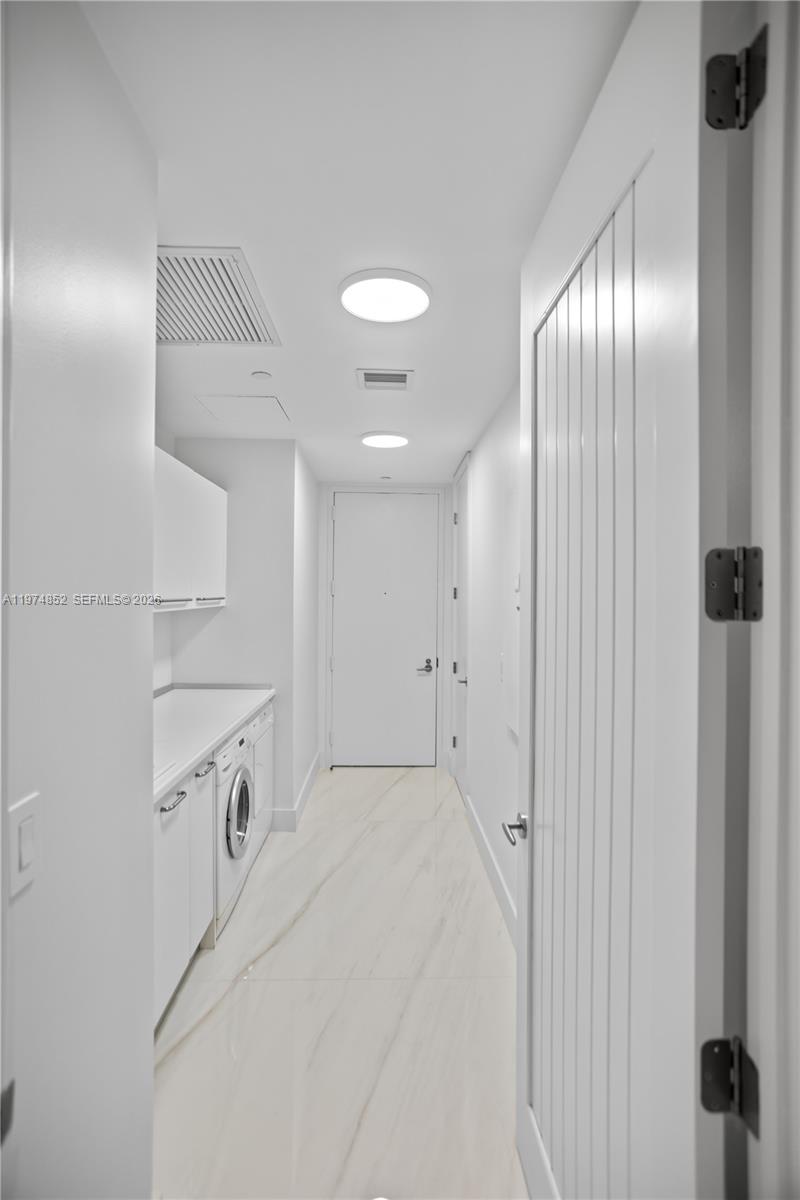 16051 Collins Ave #3202, Sunny Isles Beach FL 33160