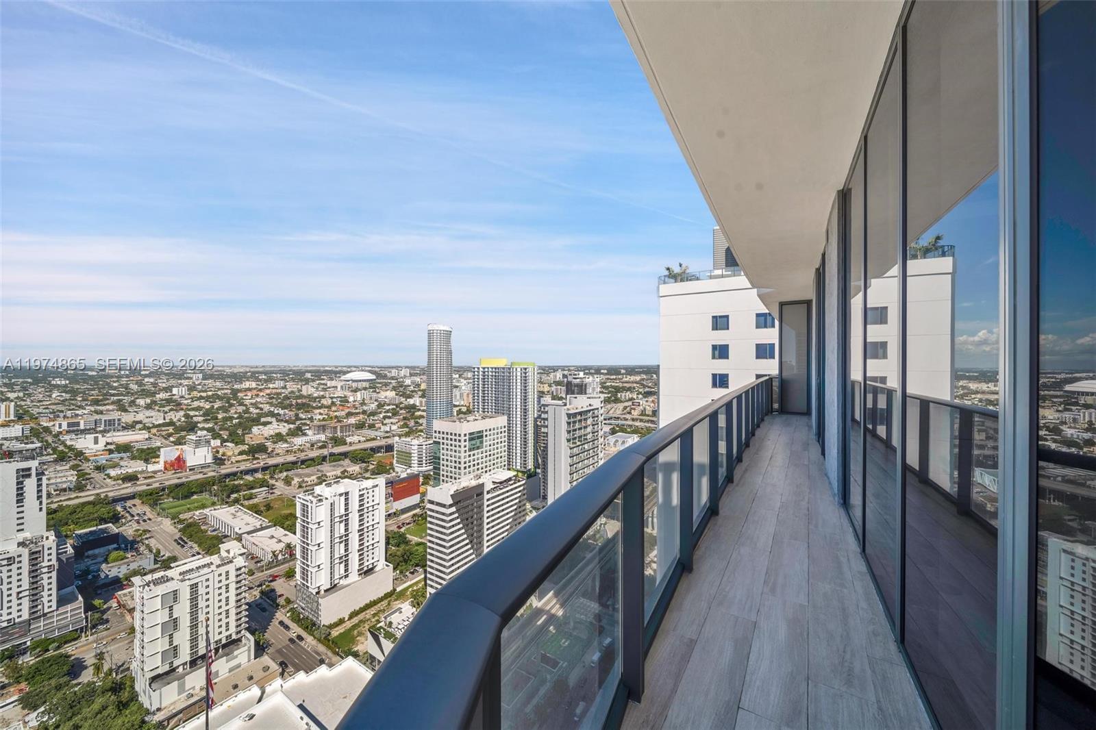 55 SW 9th St #4406, Miami FL 33130