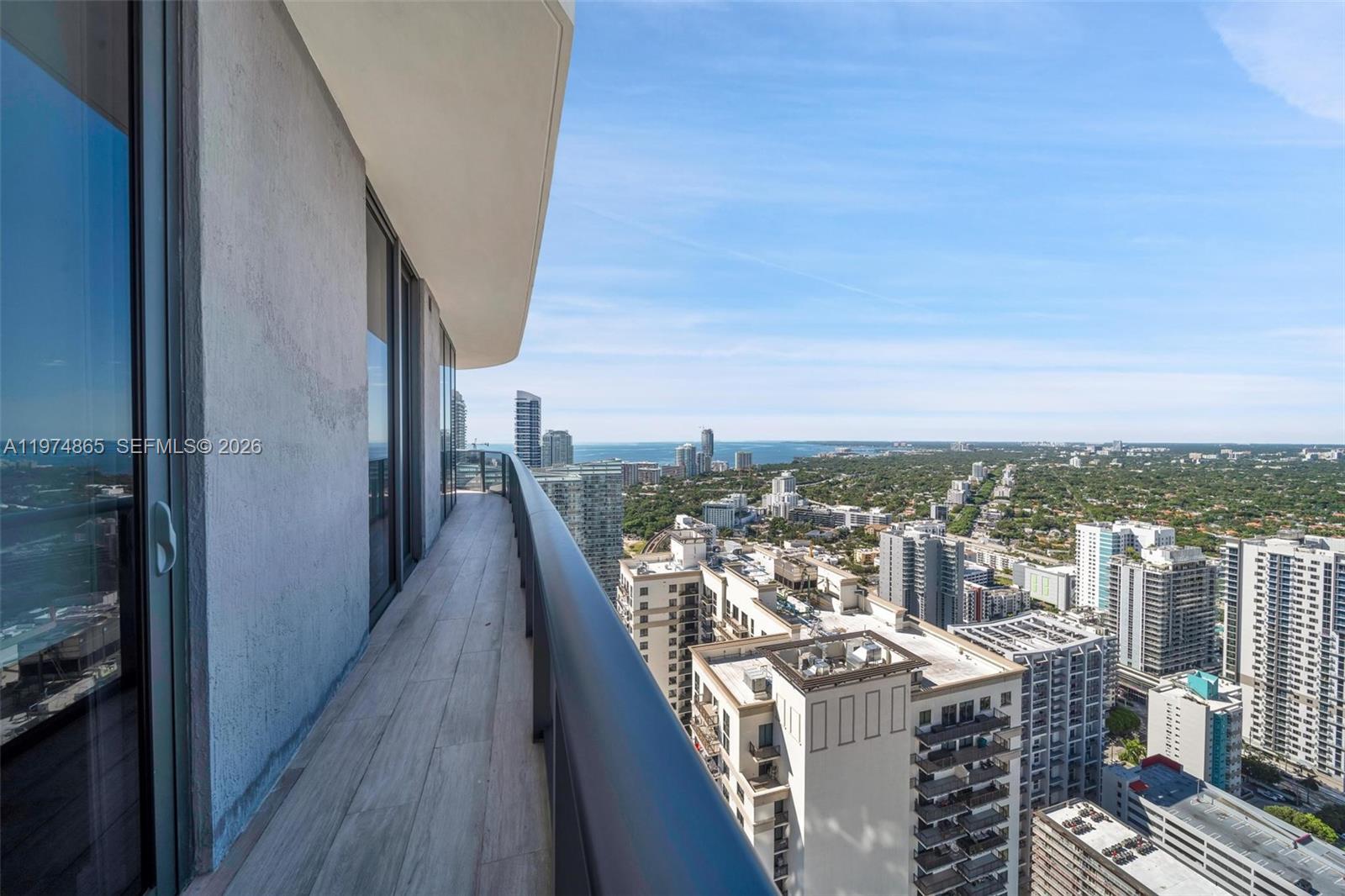 55 SW 9th St #4406, Miami FL 33130