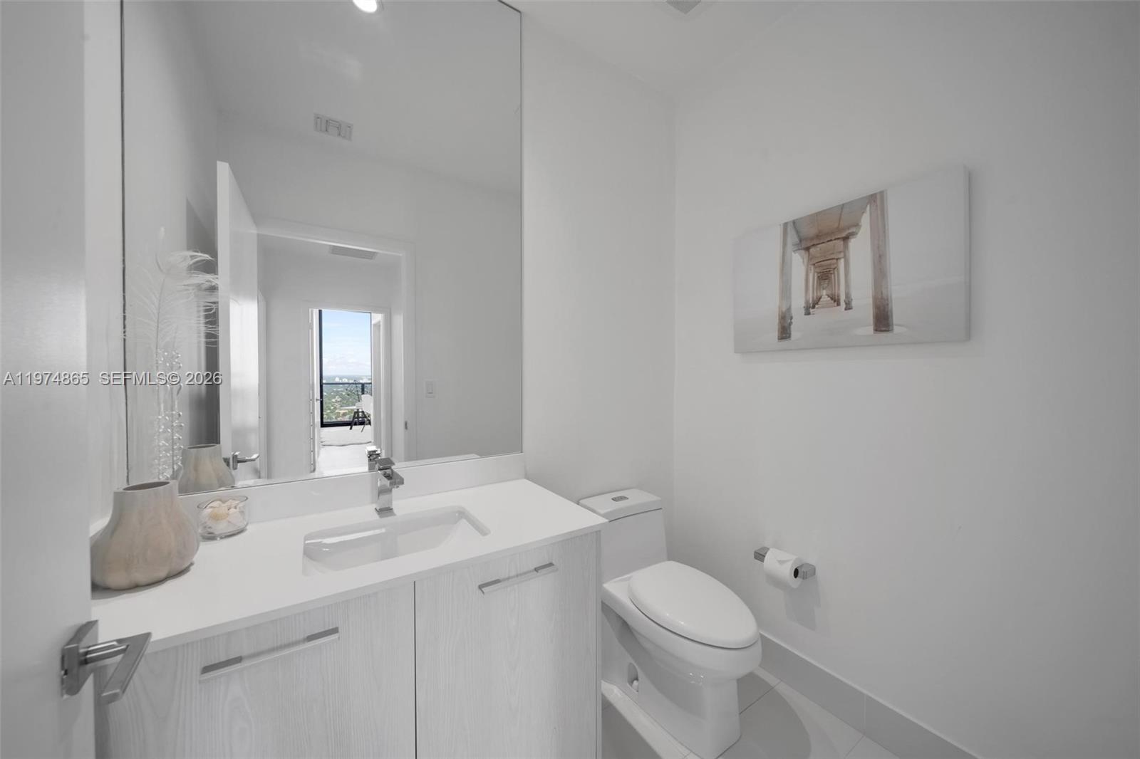 55 SW 9th St #4406, Miami FL 33130
