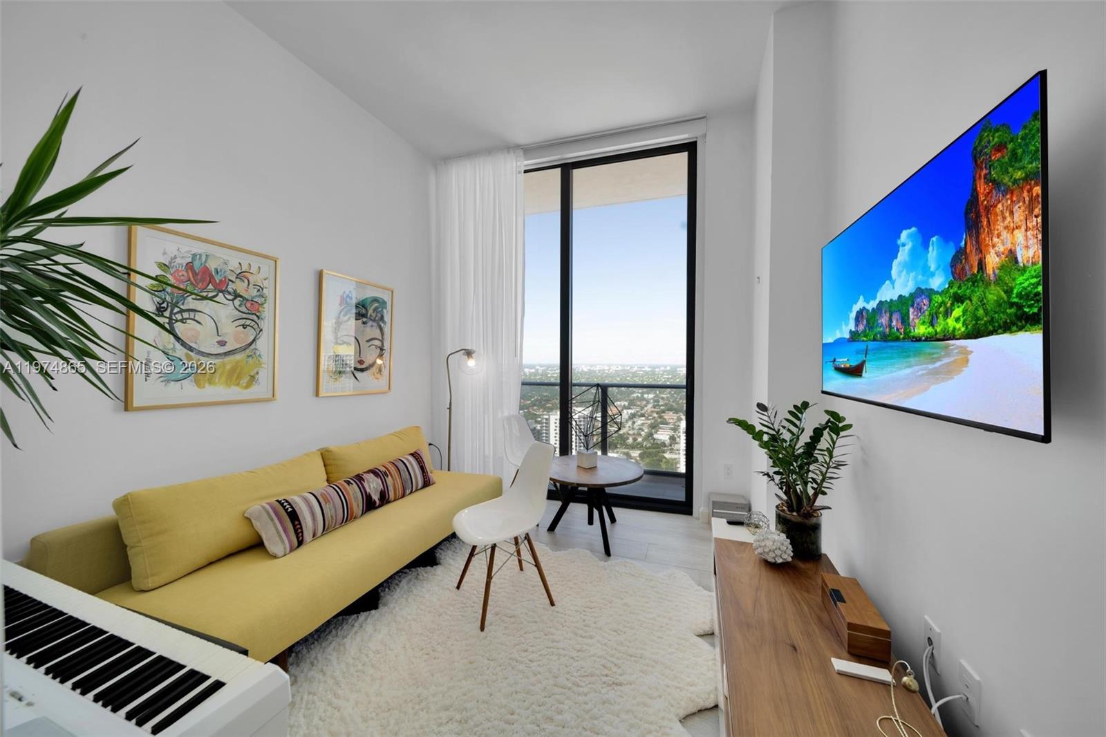 55 SW 9th St #4406, Miami FL 33130