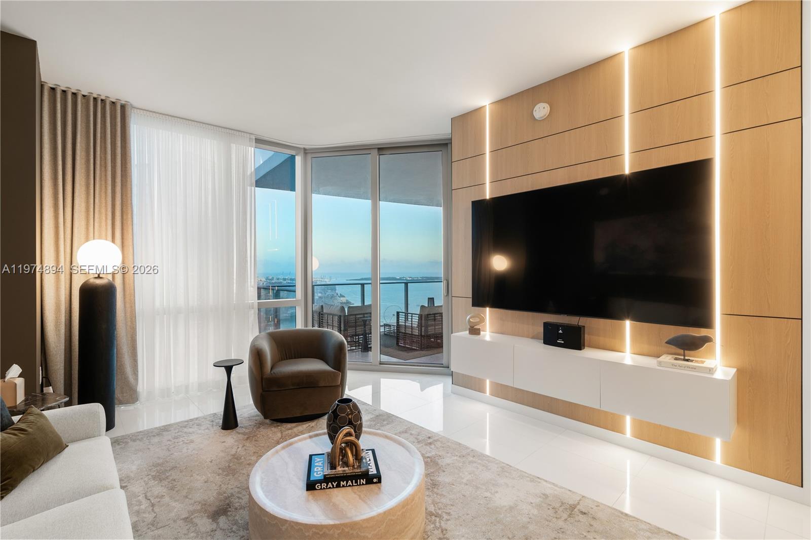851 NE 1st Ave #4207, Miami FL 33132