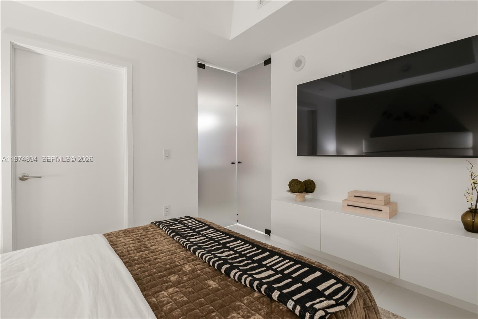 851 NE 1st Ave #4207, Miami FL 33132